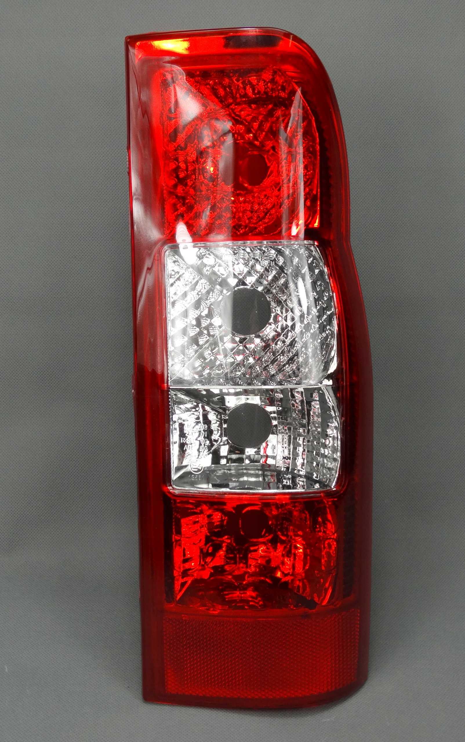 LAMPA FORD TRANSIT TYŁ TYLNA 2006-2014 MK7 PRAWA Strona zabudowy prawa