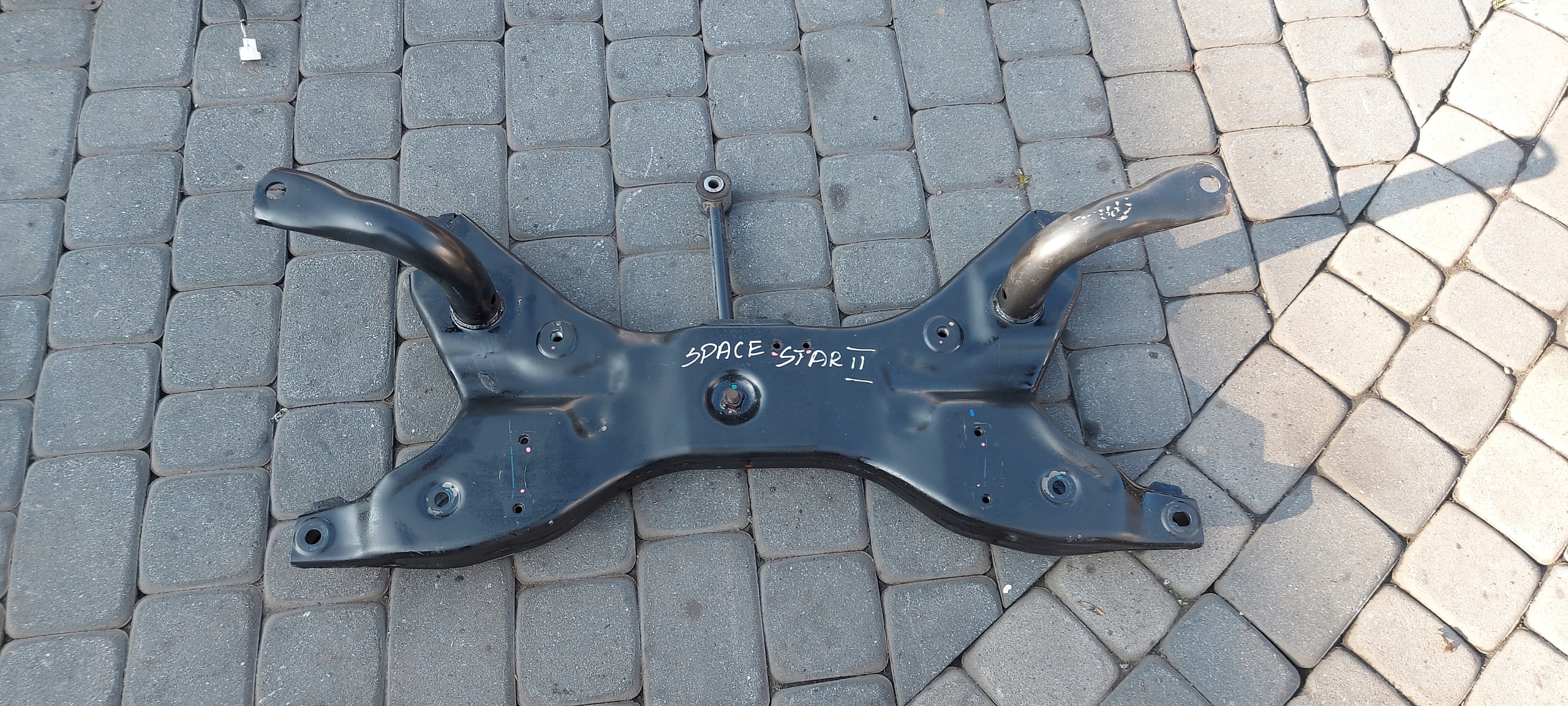 рама подрамник перед mitsubishi Space Star II