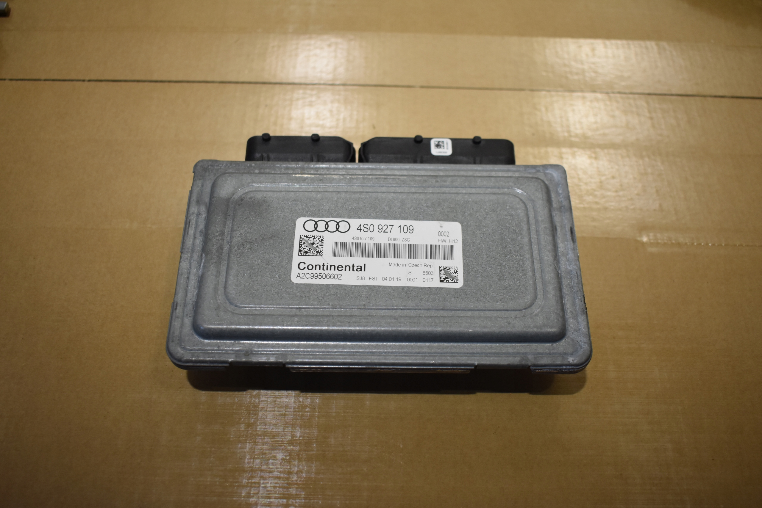 parfait état unité de commande électronique uce boîte de vitesses engrenage AUDI R8 1 9