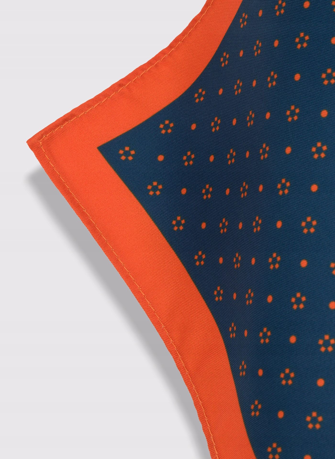 Granatowa poszewka do marynarki PAKO LORENTE Wzór dominujący kwiaty