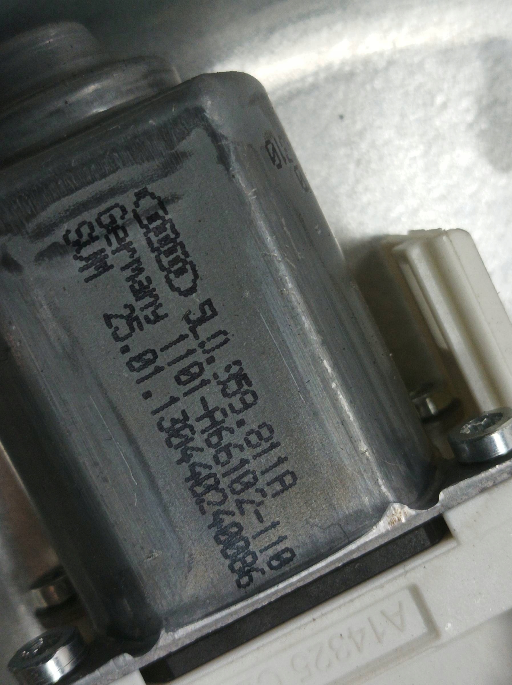 mechanism windows left rear part 5L0839401B Skoda Yeti and (2009- )