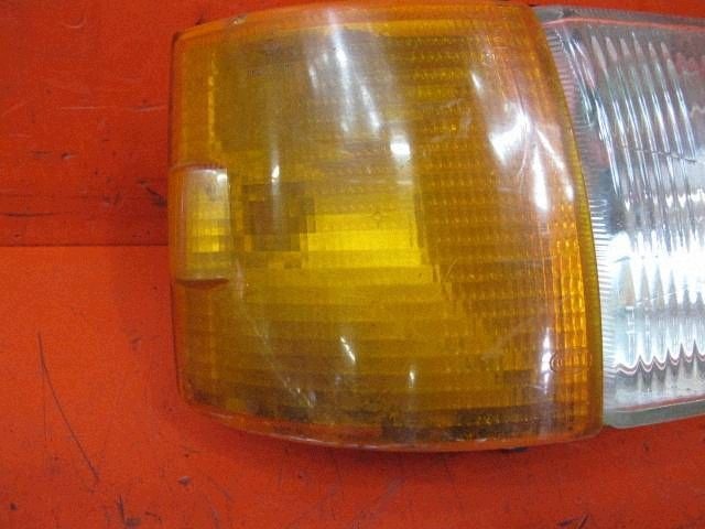 VW VOLKSWAGEN TRANSPORTER T4 light REFLEKTOR indicator right front EU