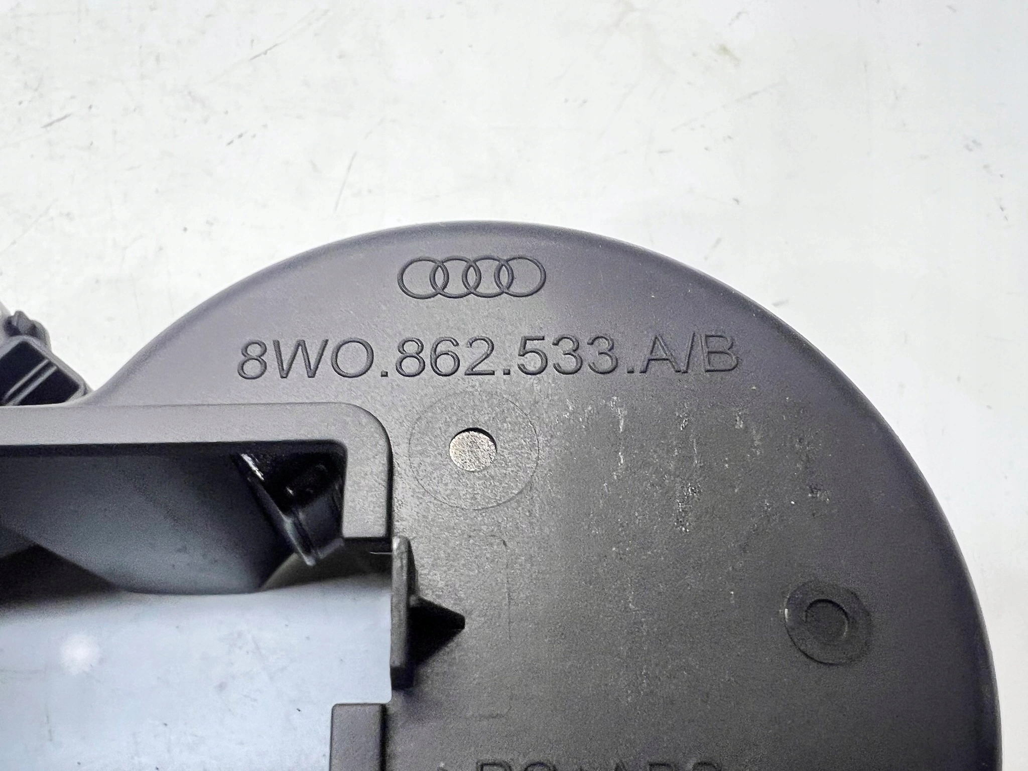 bracket passenger compartment for KUBKI AUDI A4 B9 8W0862533A/B