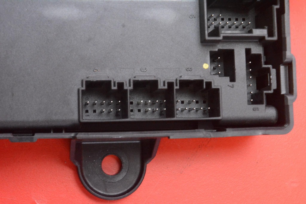 control unit module door right front A2218706686 MERCEDES S-KLASA W221 05-09