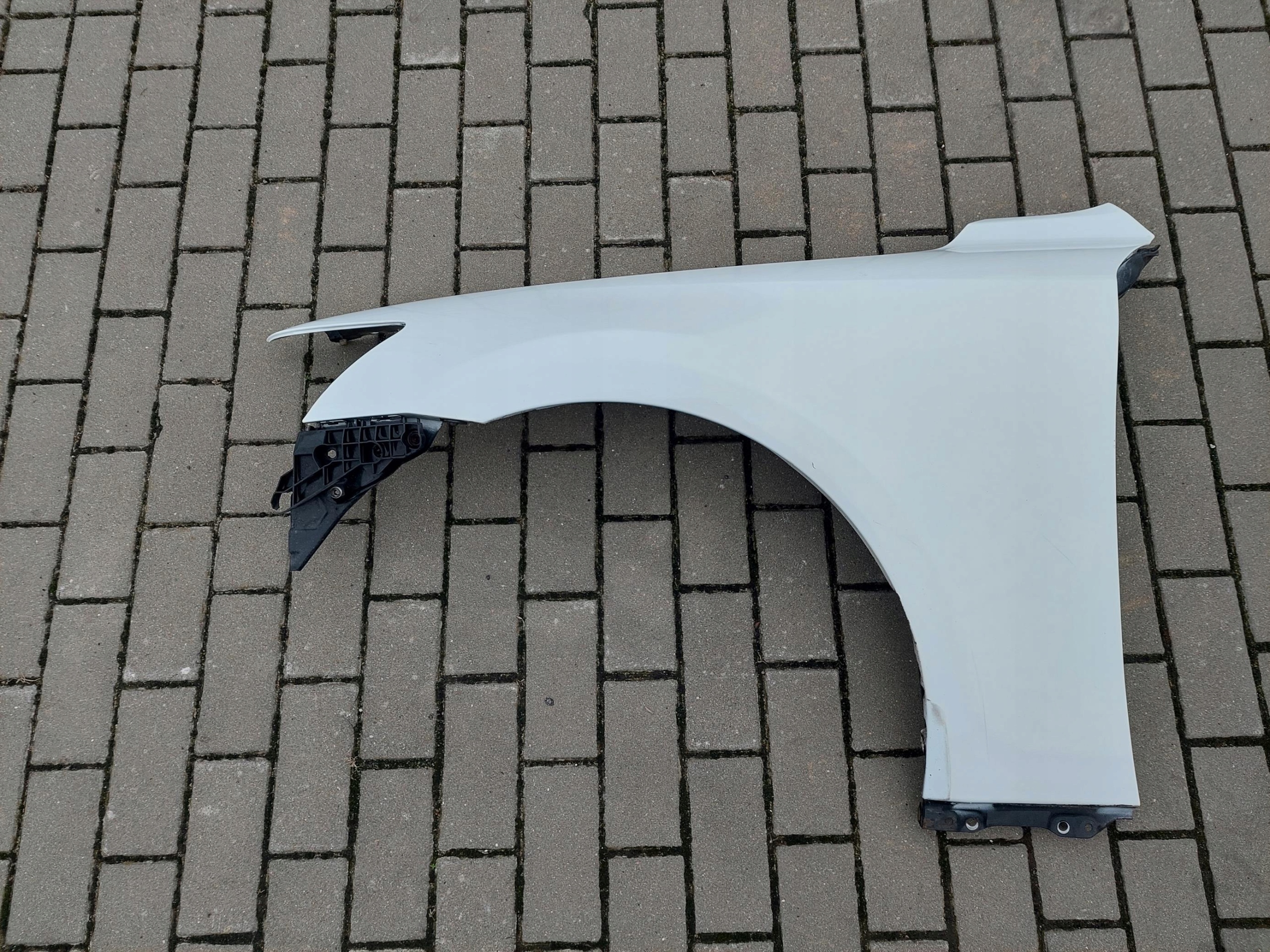fender front front left LEXUS IS 3 III 300 H IS300H