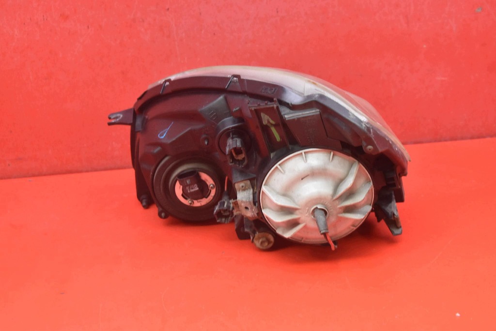 REFLEKTOR right light front EU NISSAN ALTIMA 3 III L31 02-05