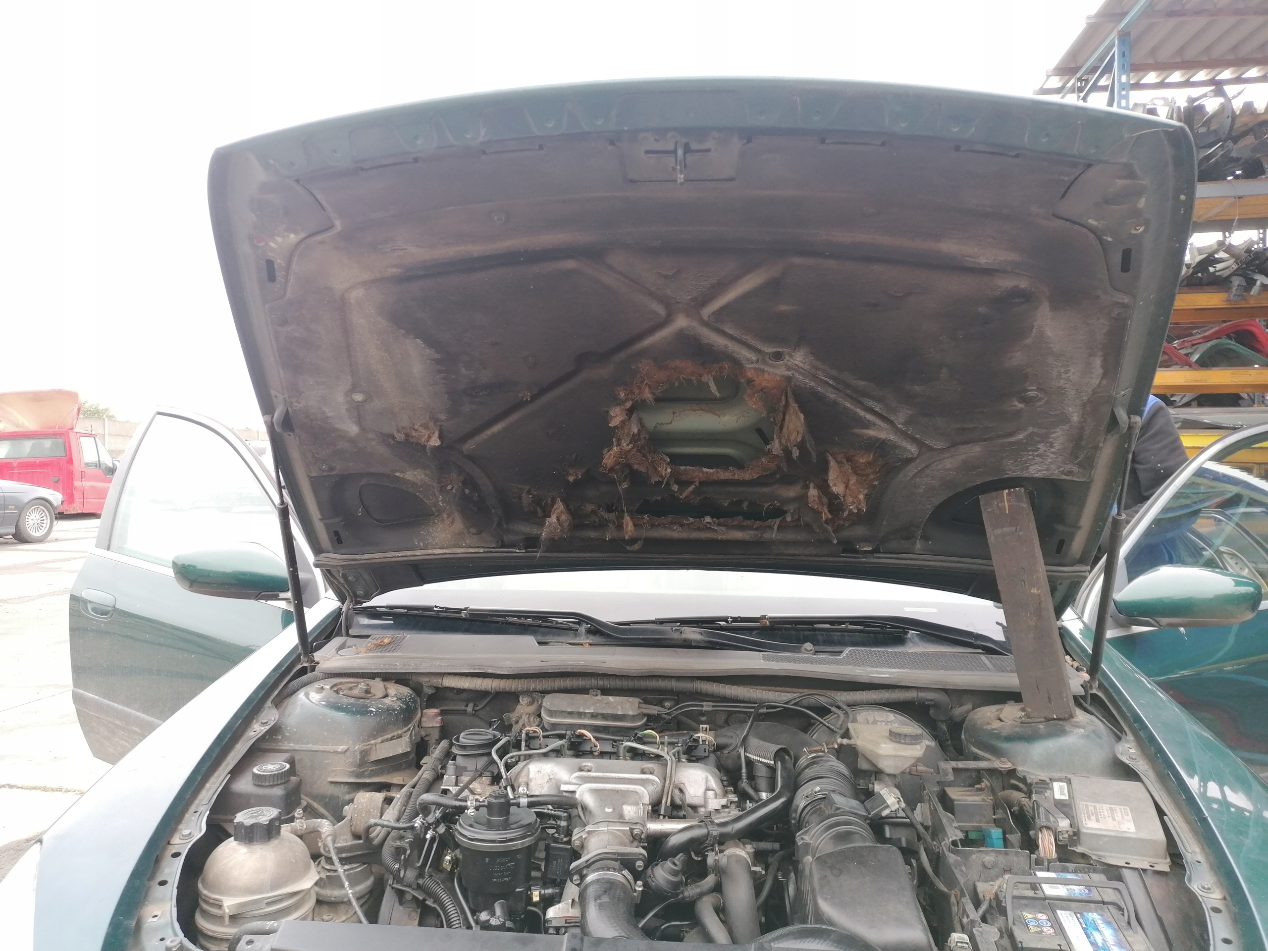 Peugeot 607 Capot