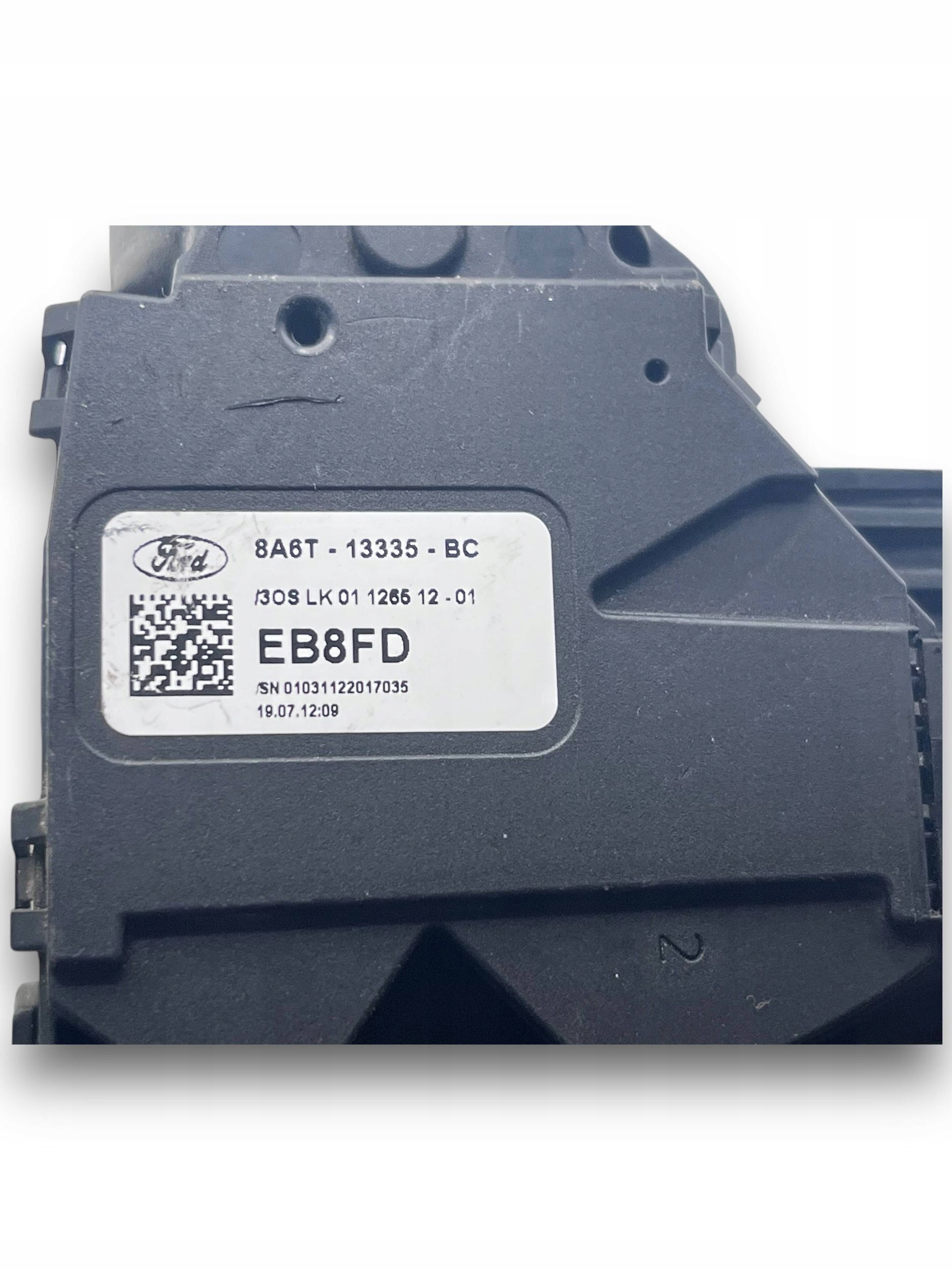 MANETKA Bouton Indicateurs de direction FORD 8A6T-13335
