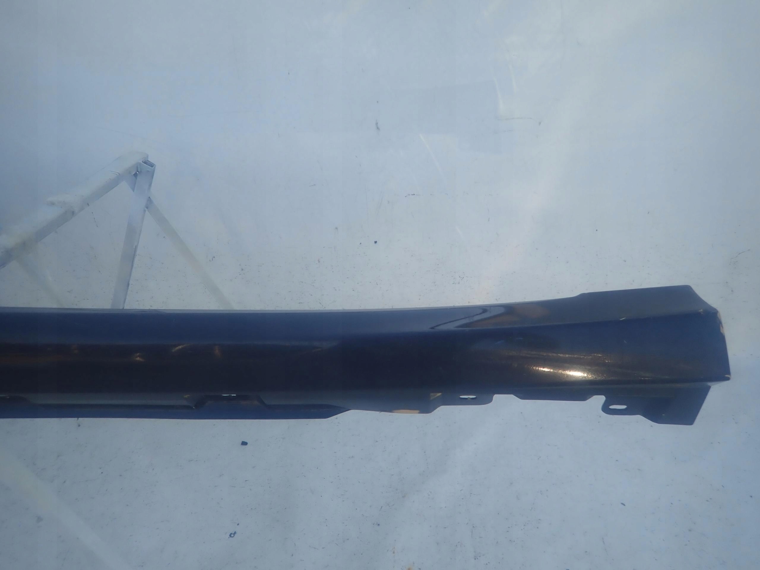 MERCEDES R-KLASA W251 threshold right moulding threshold