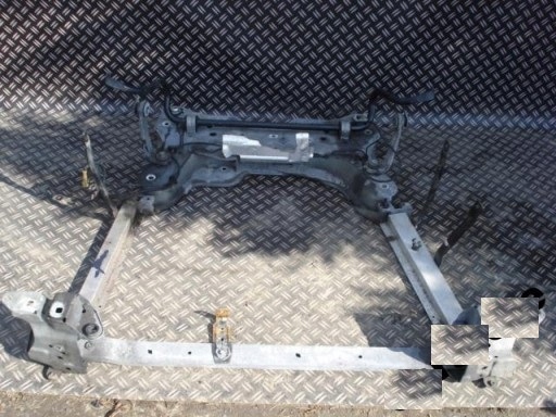 19811981 - RENAULT VEL SATIS 3.5 V6 сани тележка колыбель передняя