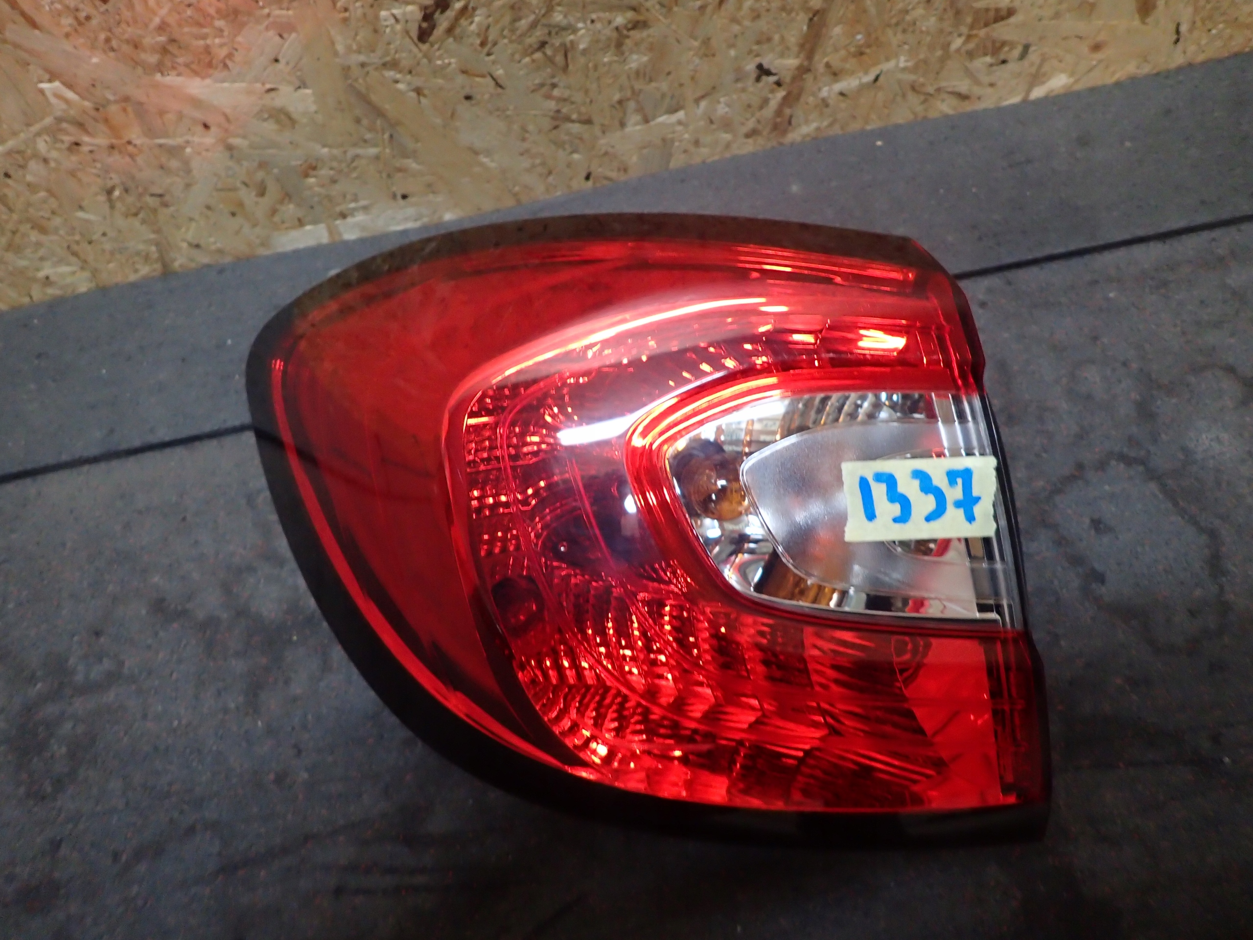 LIGHT REAR PART LEFT RENAULT CAPTUR 265558548