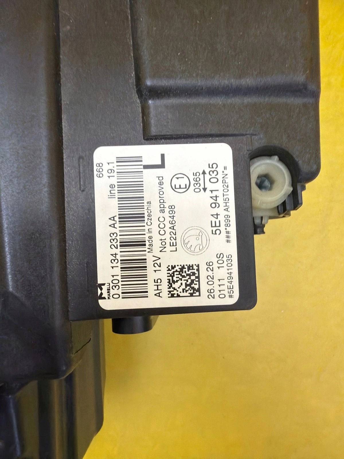 light left front Skoda Octavia IV 4 5E4 Lift 2024- Full Led 5E4941035