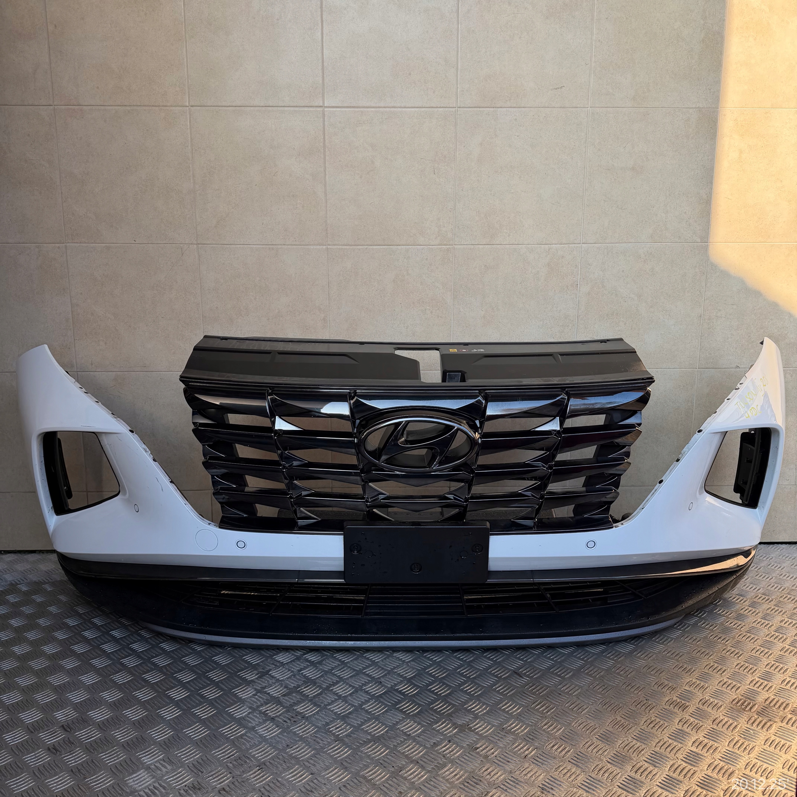 front bumper complete HYUNDAI TUCSON IV 2023 ROK 4 PDC