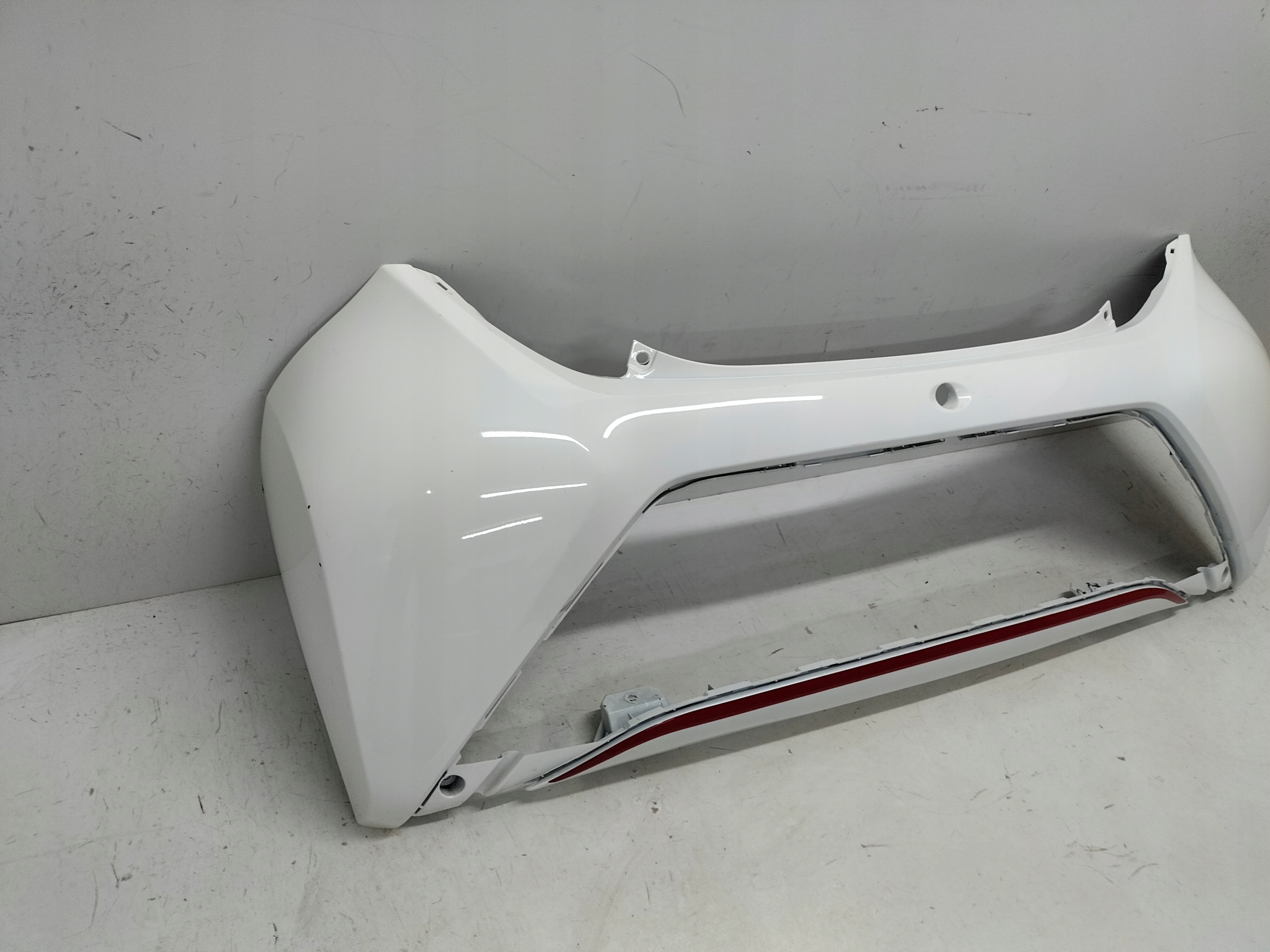 lökhárító hátsó far TOYOTA AYGO II 14