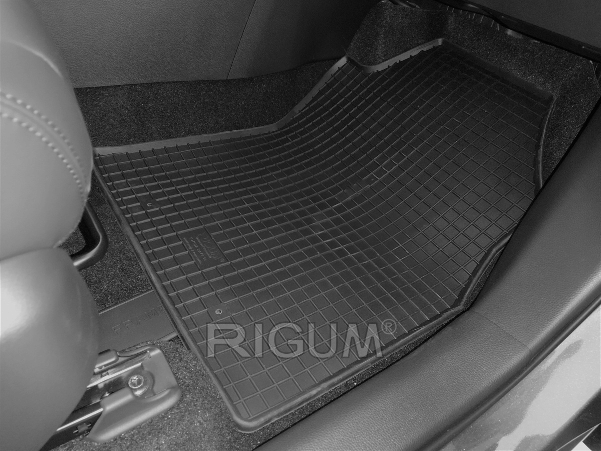 Zestaw dywaników do TOYOTA RAV4 Hybrid od 2019 Numer katalogowy producenta 904901436013