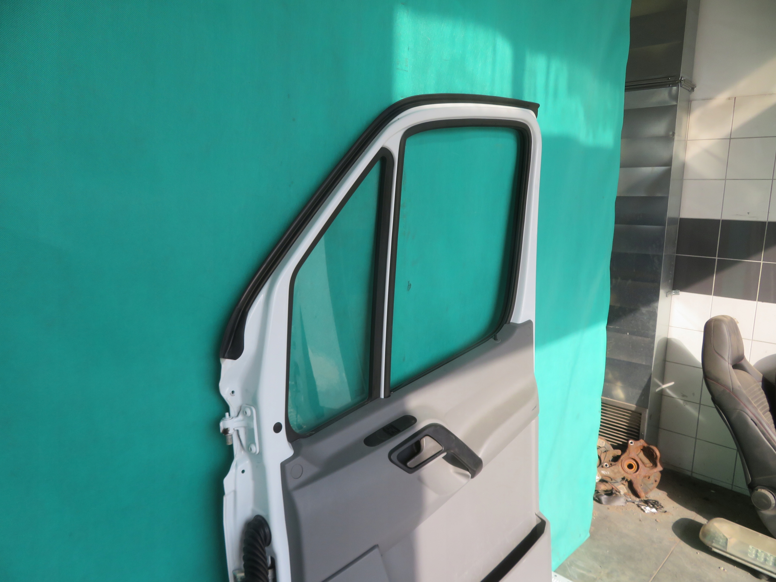 door right front MERCEDES SPRINTER 906 15R