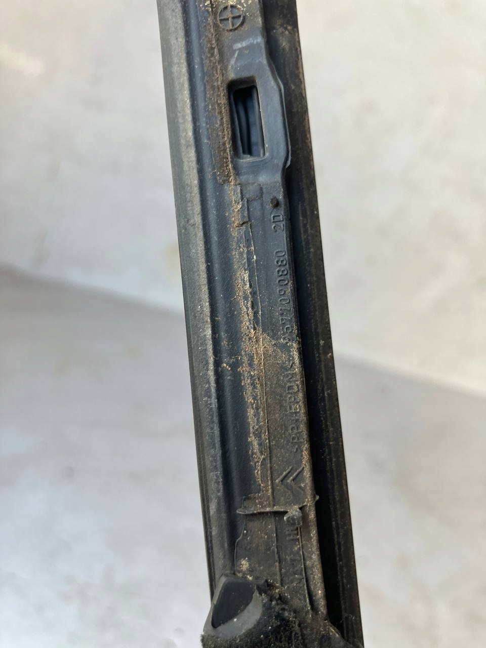 moulding dust door right front C4 PICASSO II CHROM 9677090880 #29