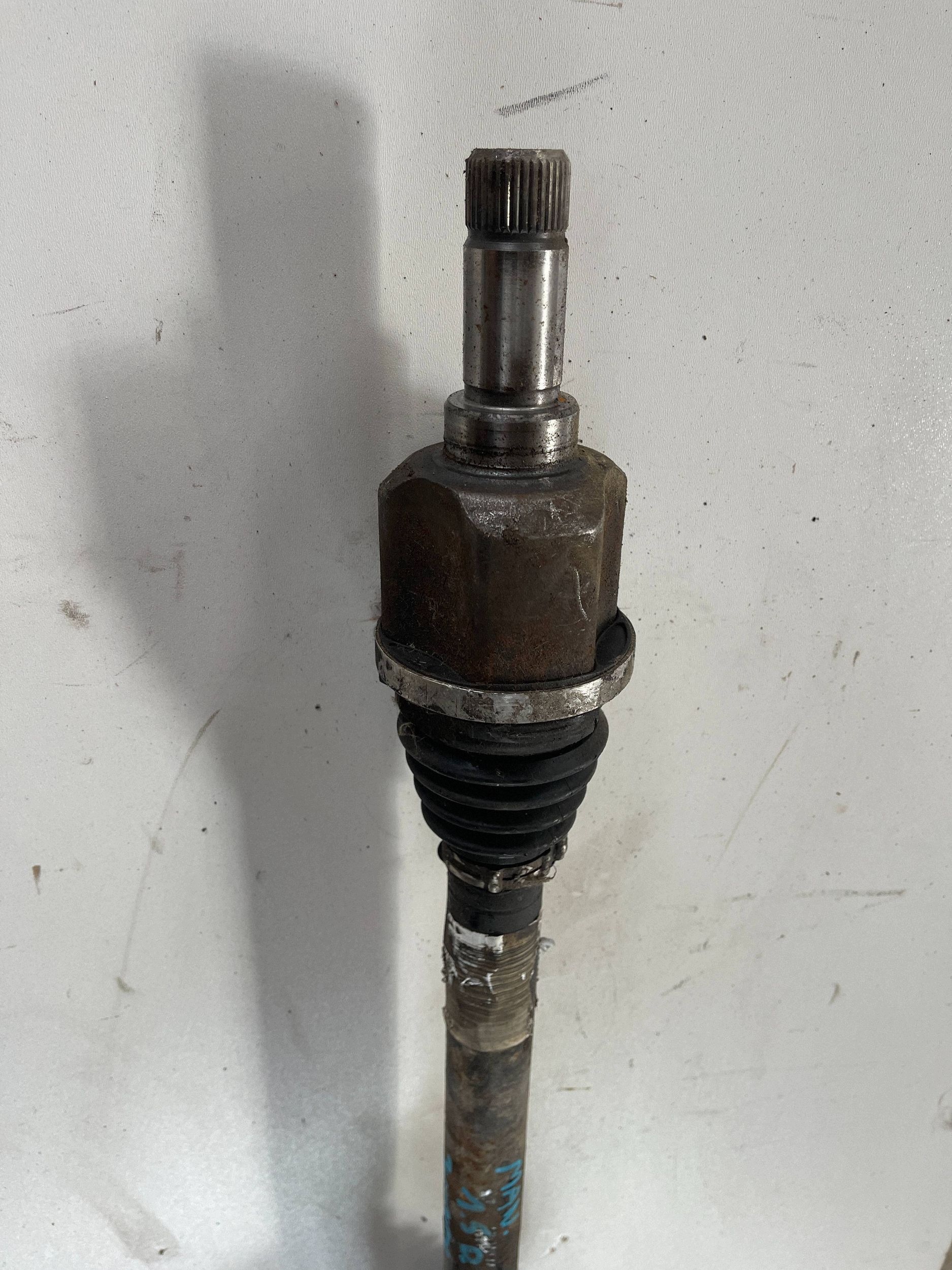 semi-axis front front left JUMPY EXPERT 3 III 16- 1.5 BLUEHDI 9820048180