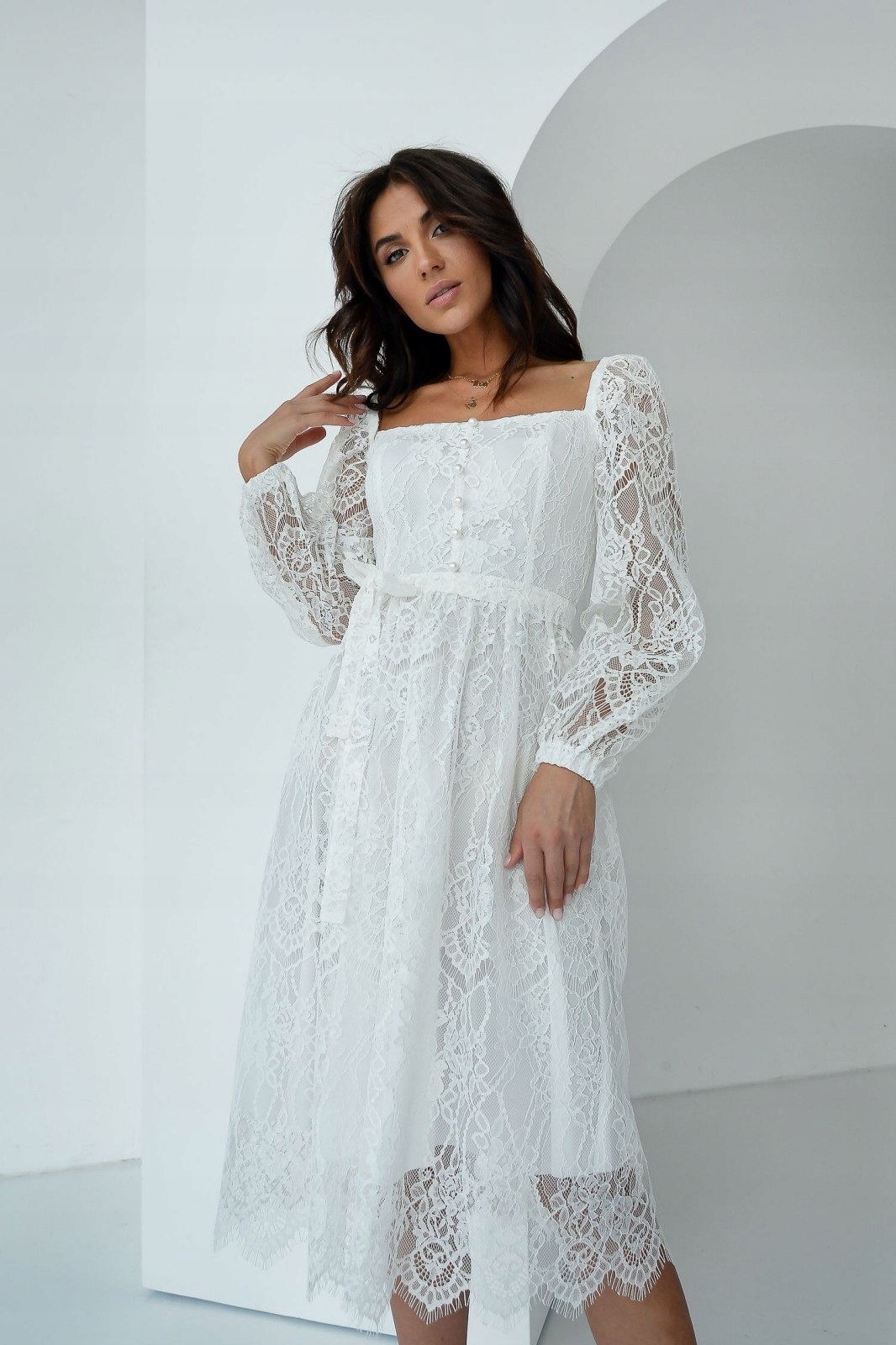 Bílá krajková sukně krásně padnoucí vel. S (štítek 38) prémiová kvalita