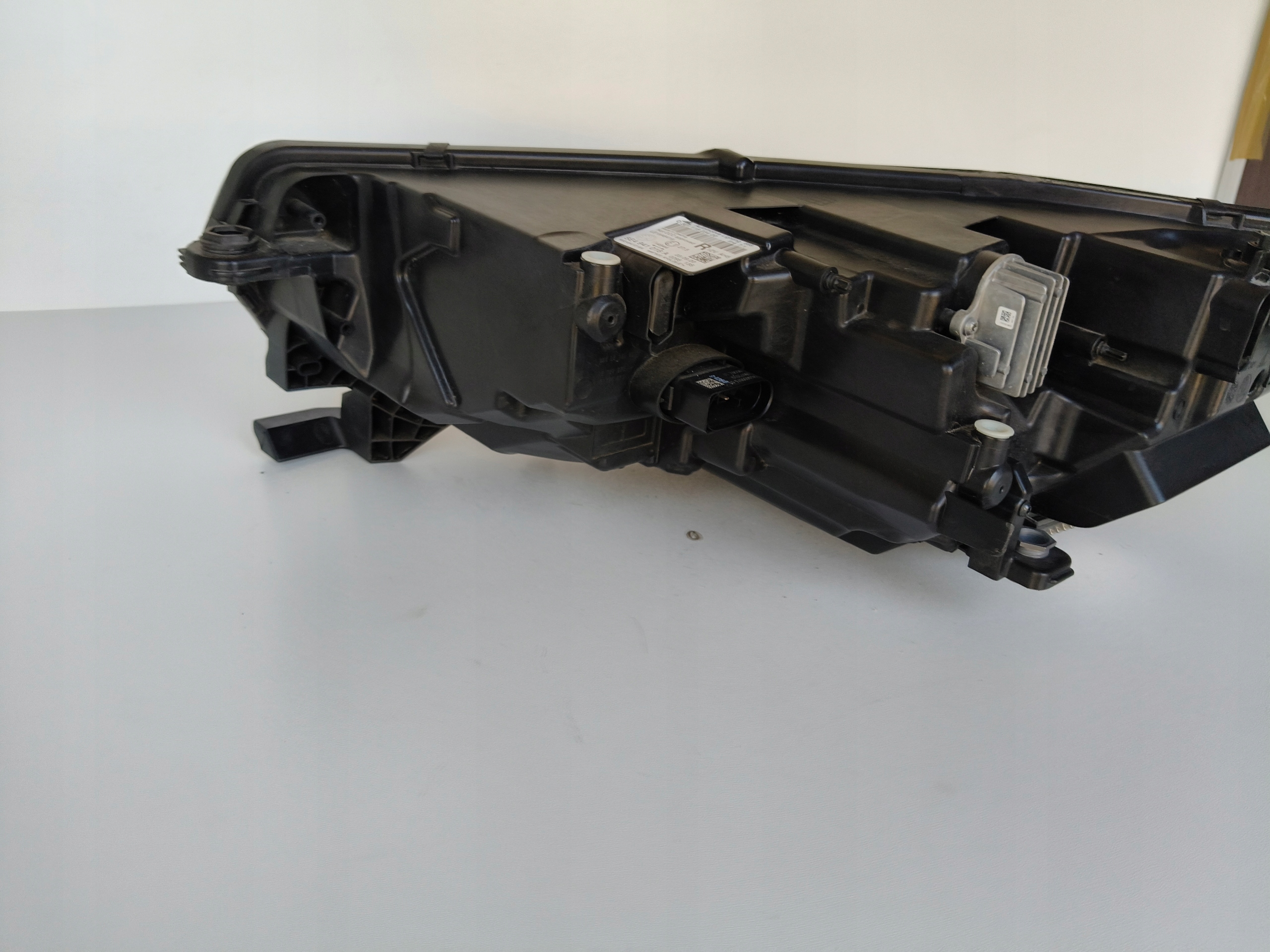 light right REFLEKTOR SKODA OCTAVIA IV 4 5E3 20- FULL LED