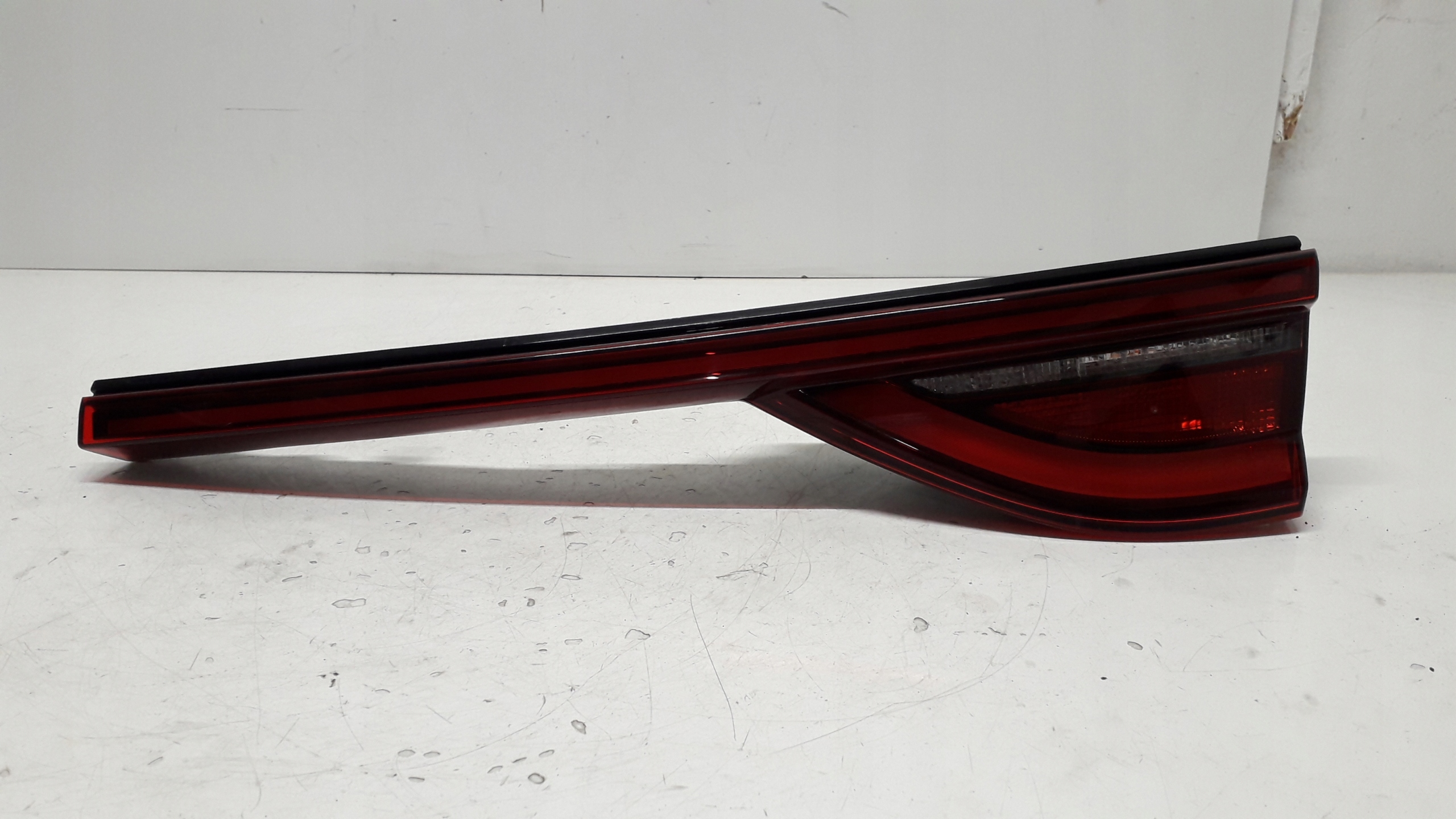 KIA PROCEED III 18- LAMPA PRAWA TYLNA W KLAPĘ LED