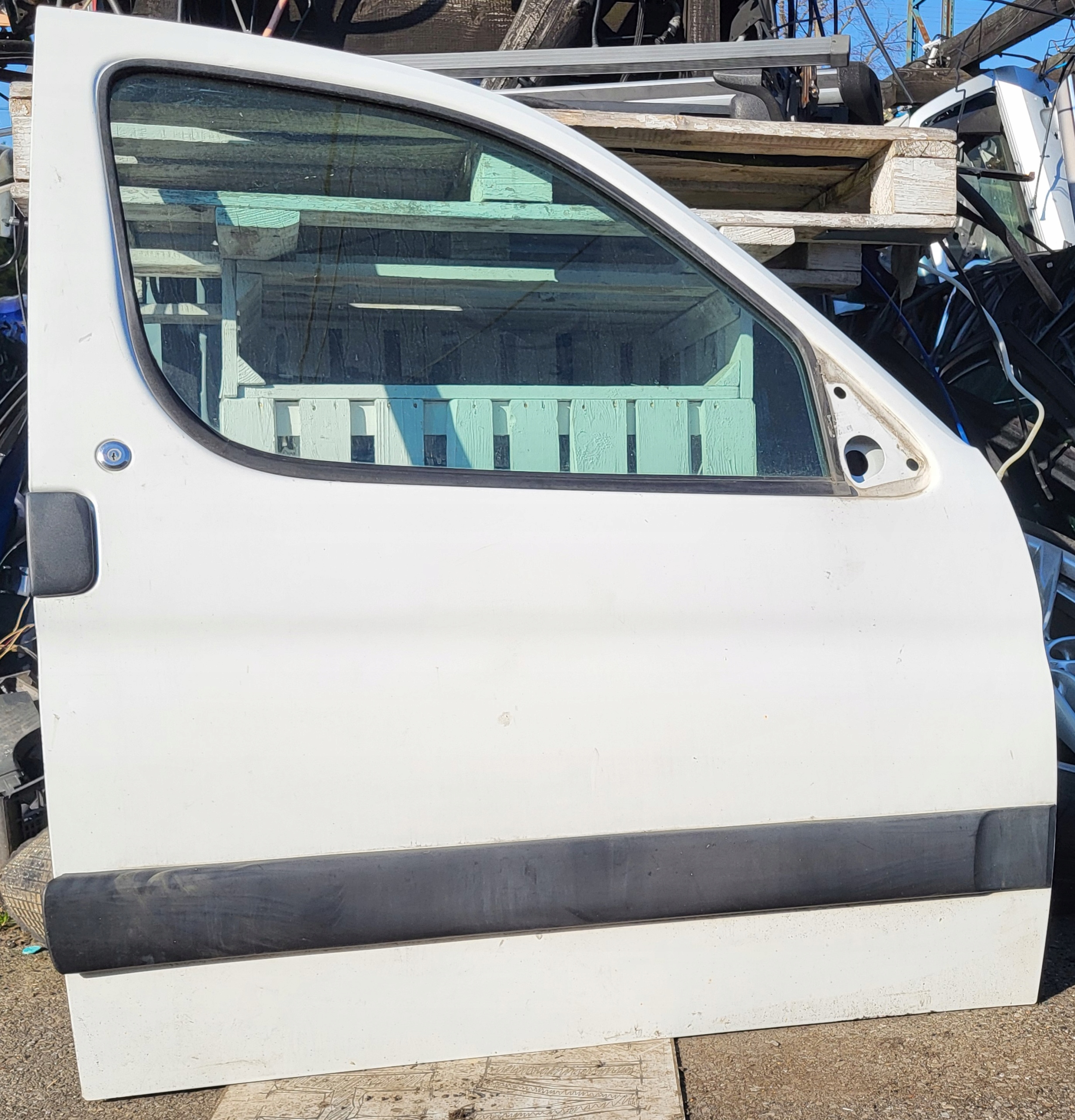 door window lock right front PEUGEOT PARTNER and LIFT BIALE complete OE
