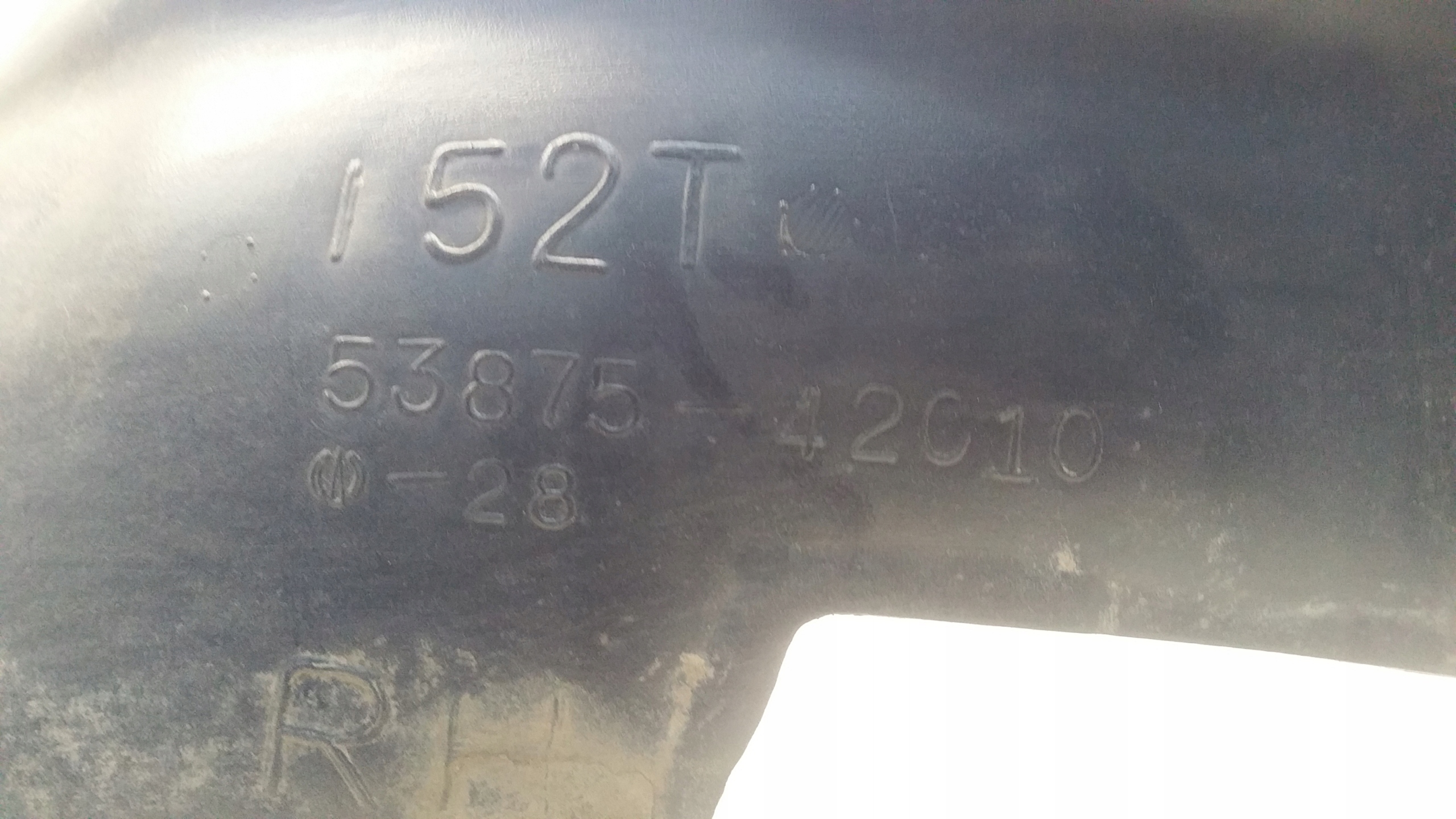 mudguard right front 5387542010 Toyota RAV4