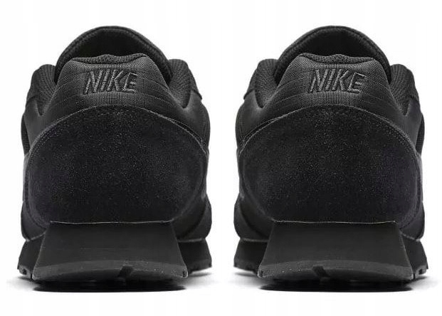 BUTY MĘSKIE SPORTOWE NIKE MD RUNNER 2 Model Nike MD Runner 2