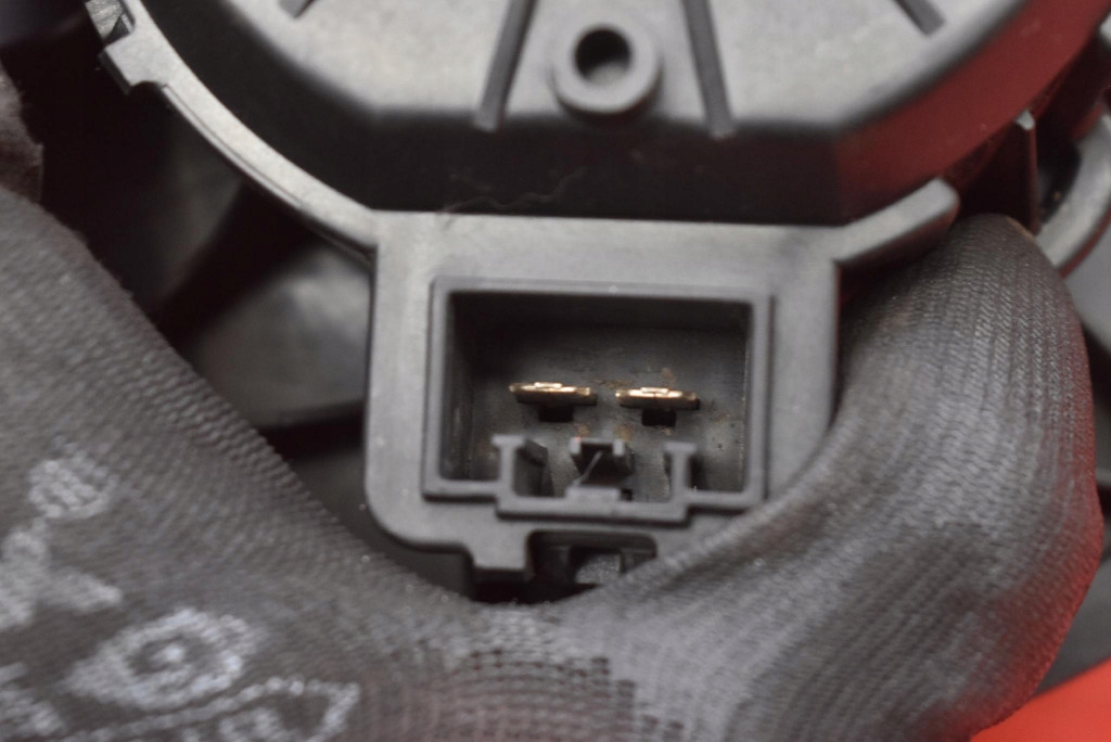 DMUCHAWA Lüfter des lüfters EU AV11-19846-AB FORD B-MAX 12-18