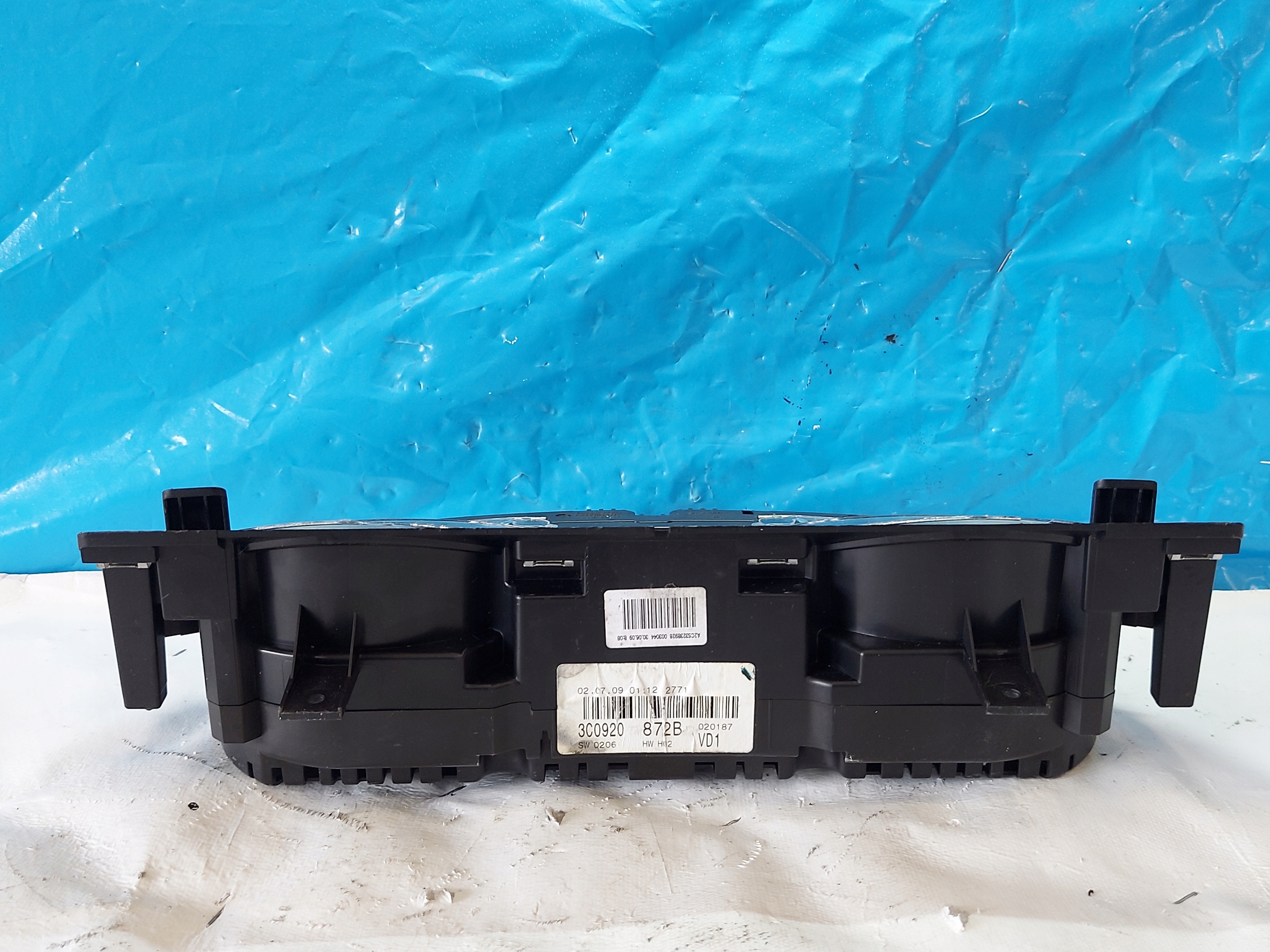 dials clock PASSAT B6 2.0 TDI 3C0920872B
