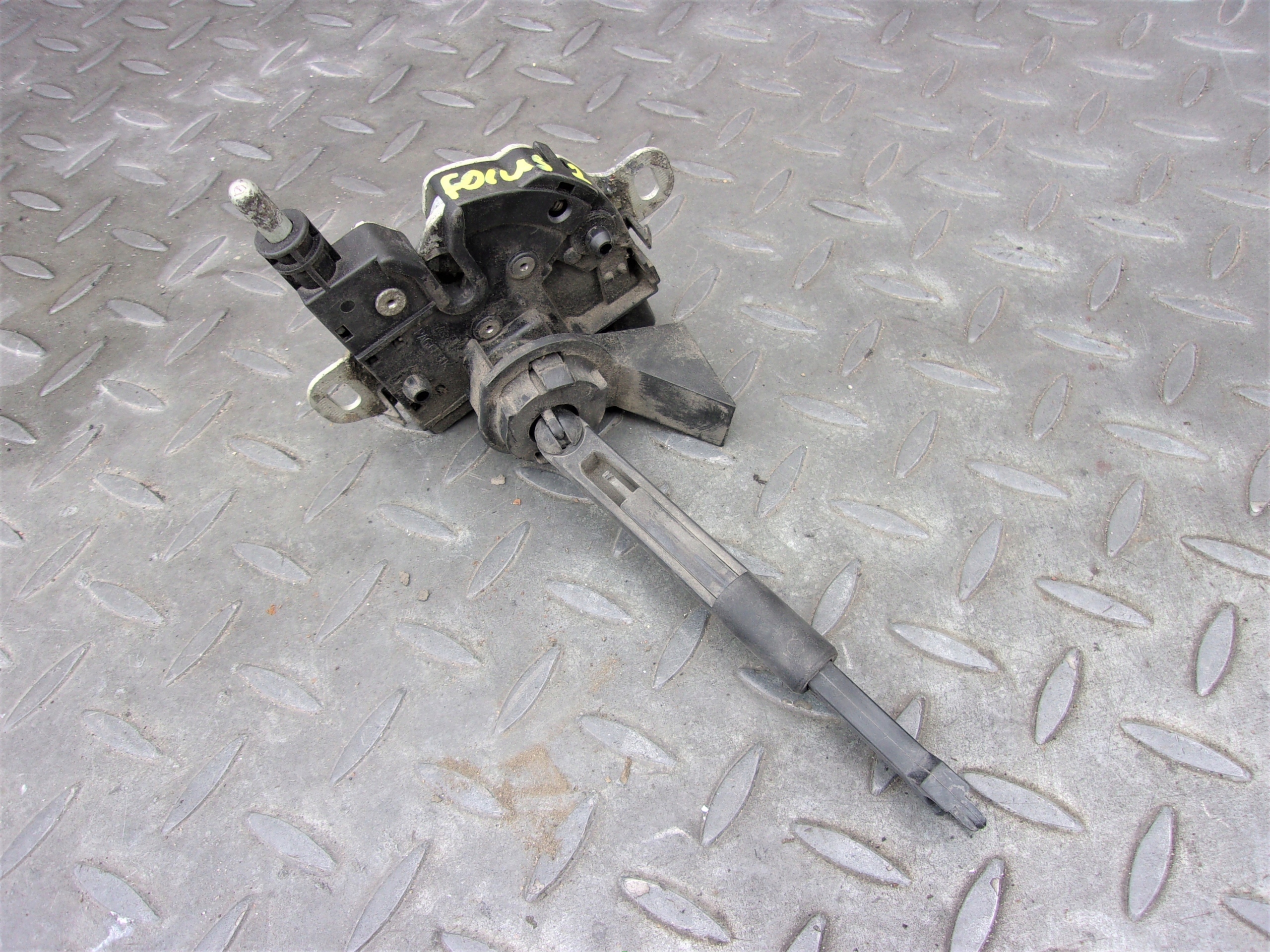 PL065412 - ЗАМОК КАПОТА FOCUS MK2 LIFT 07-10R