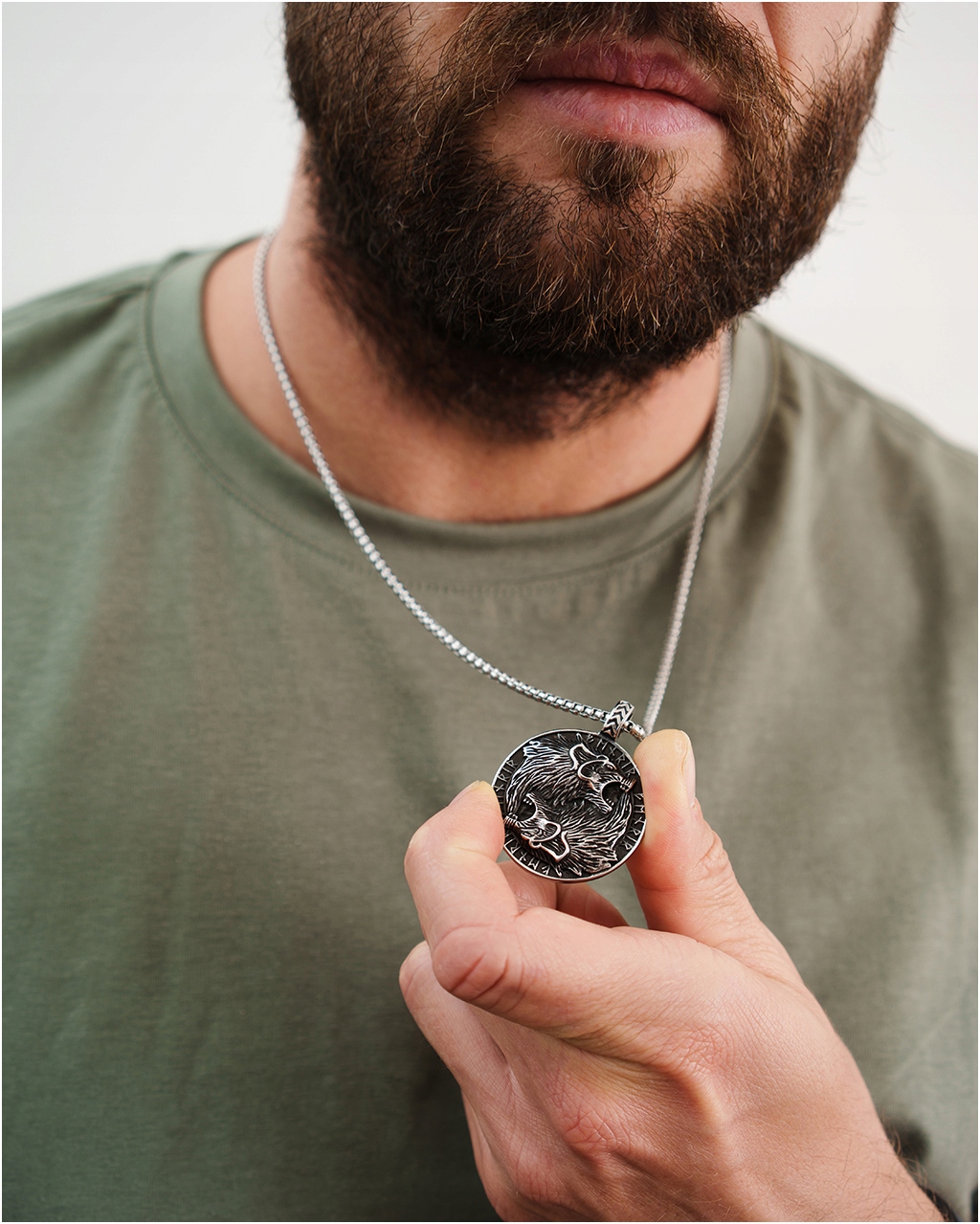 Zawieszka męska wisiorek medalion WILKI runy wisiorek VIKINGS stal 316L Marka Blingart