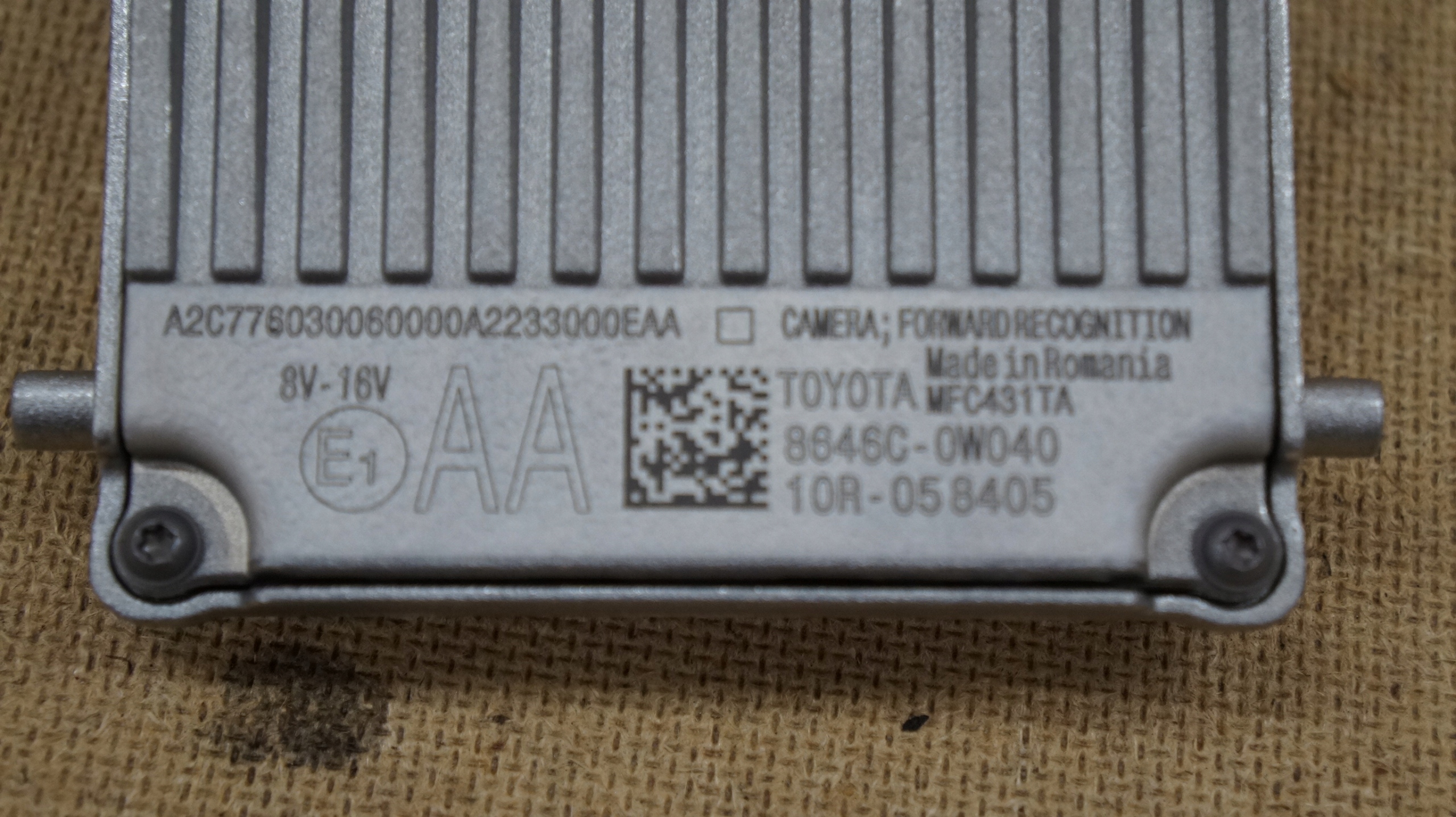 TOYOTA YARIS 4 IV 2022 KAMERA ASYSTEN PASA PRZOD 8646C-0W040 Numer katalogowy części 8646C-0W040 TOYOTA