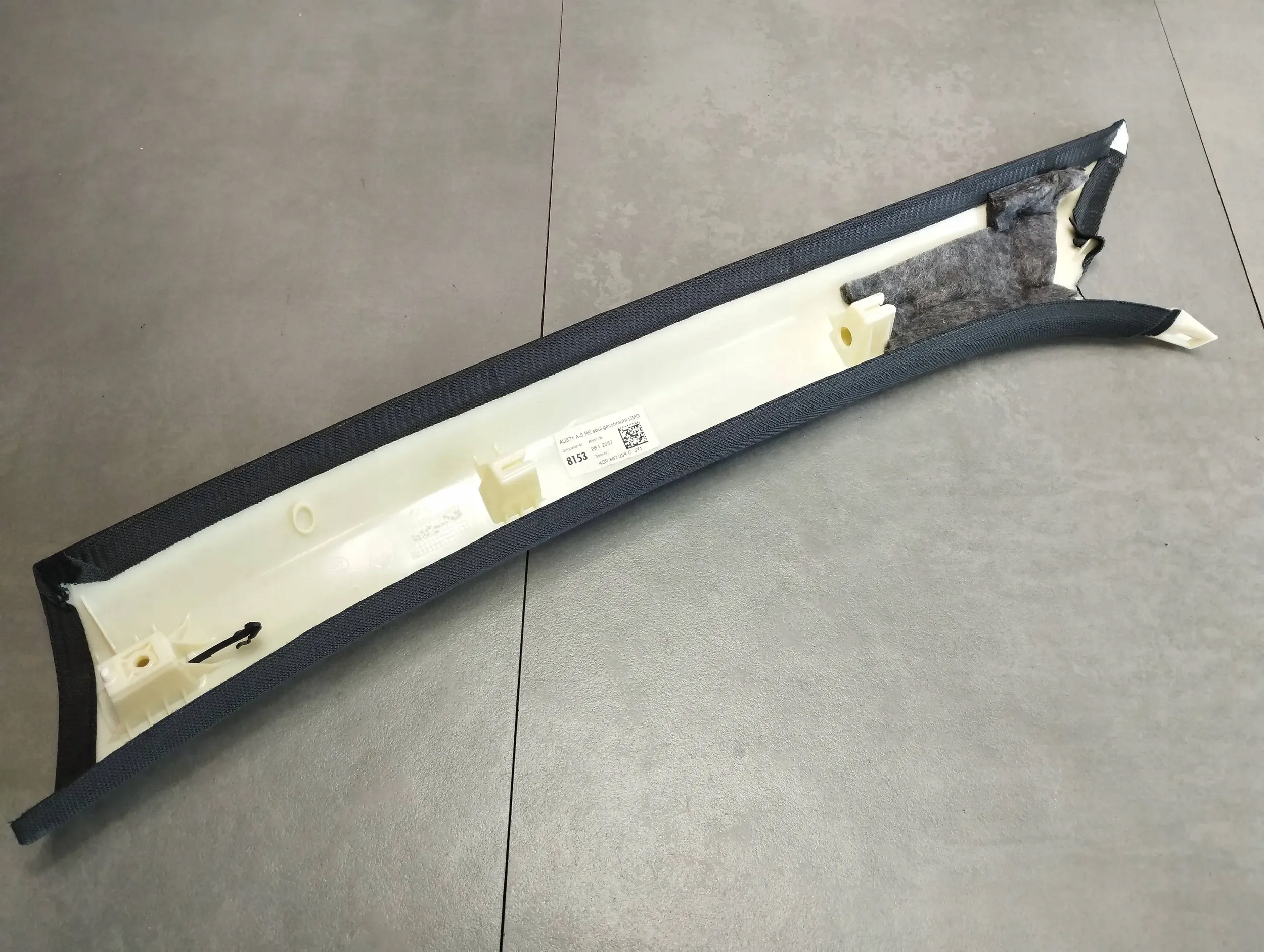 Audi A6 C7 4G Blende Abdeckung SLUPKA rechts 4G0867234C