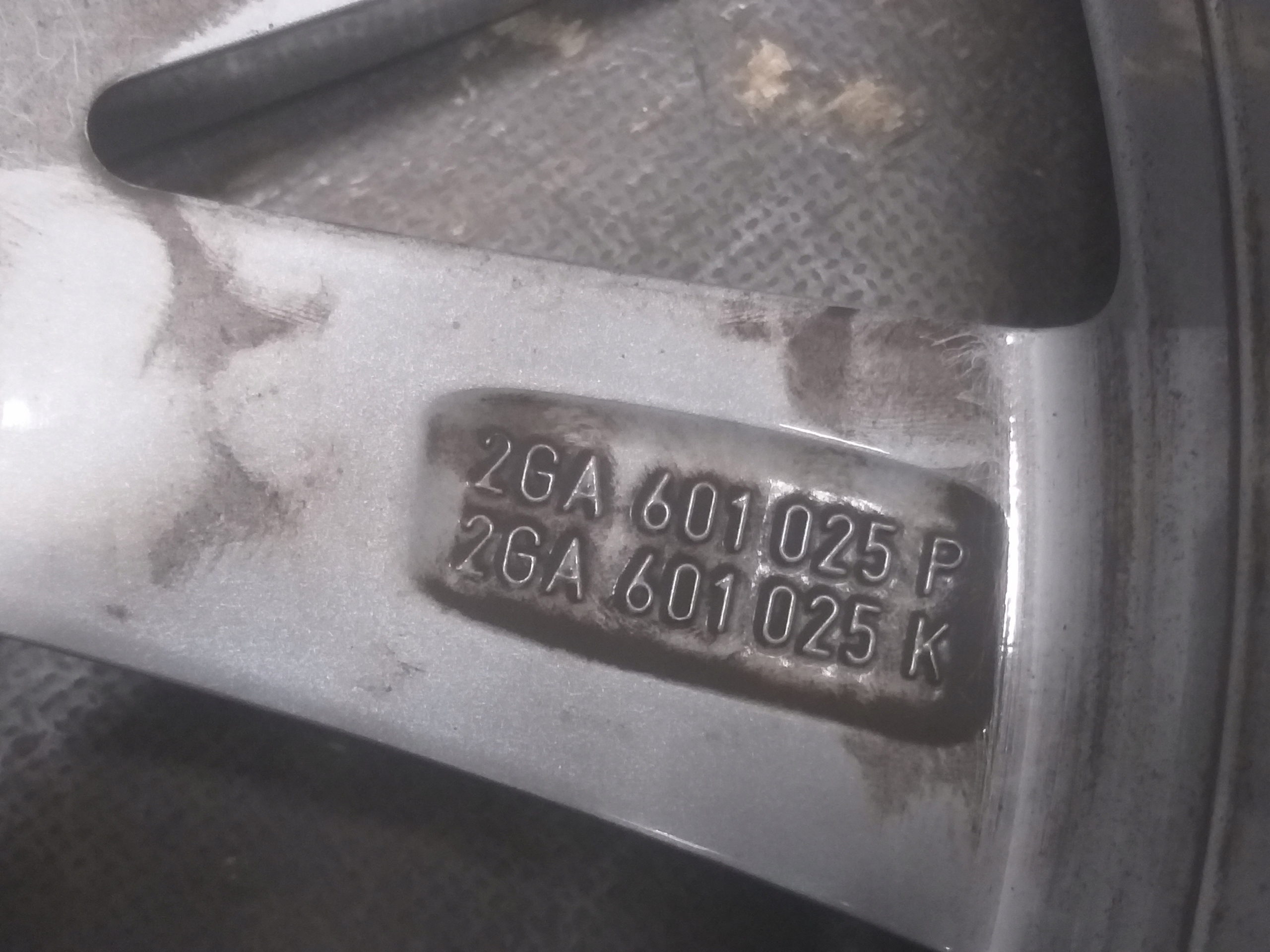 disk hliníkový VW 2GA 7J 17" ET45 5X112 2GA601025P