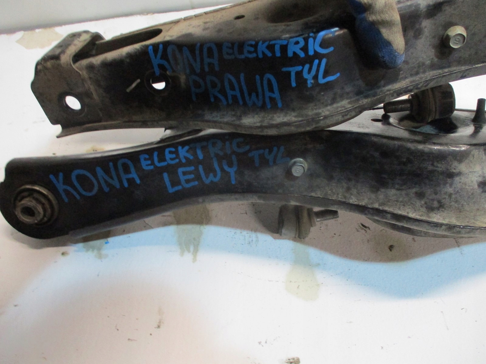 QUERLENKER QUERLENKER HYUNDAI KONA ELEKTRYK HECK HINTEN