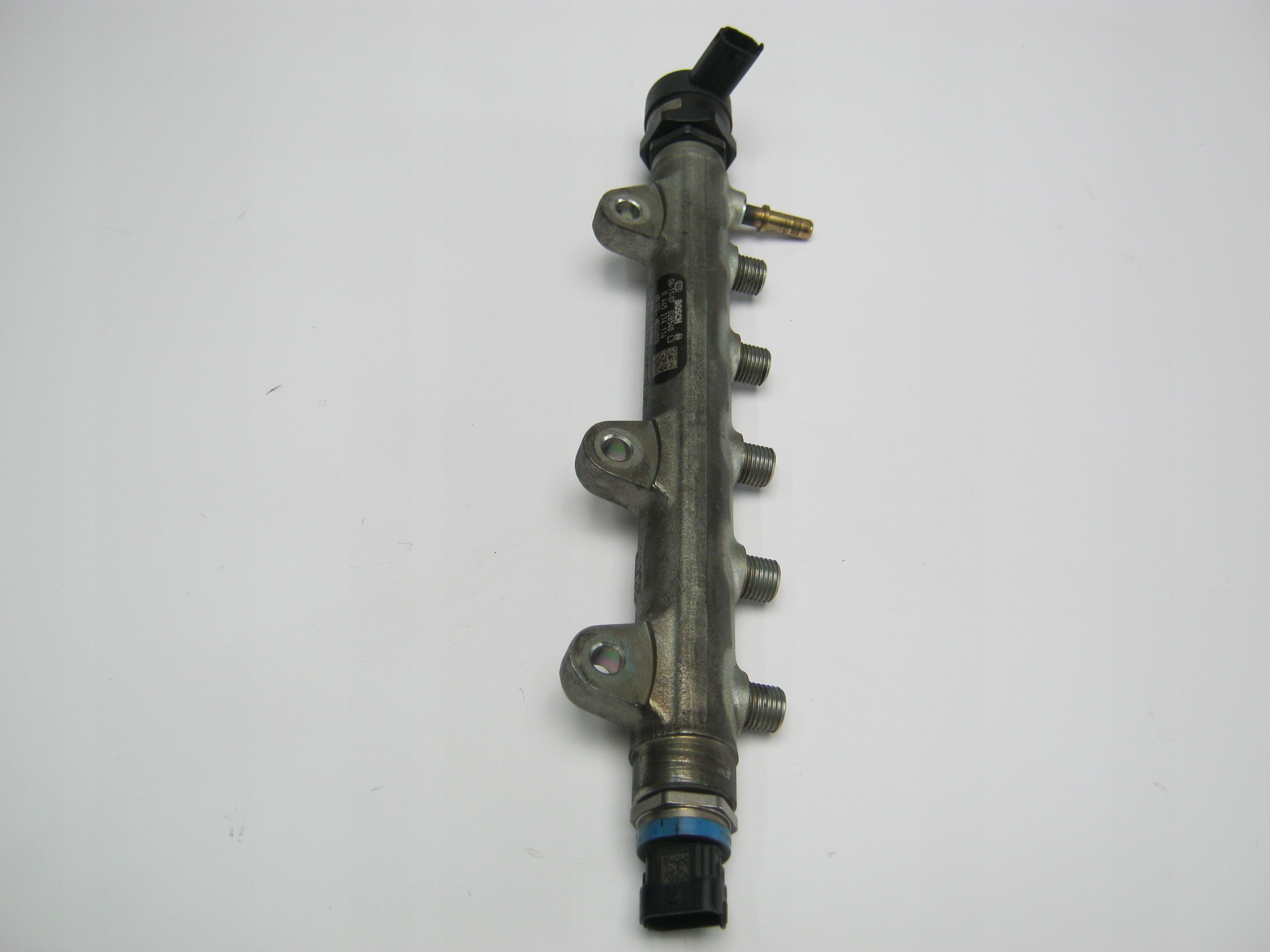 Rampe injection TRAFIC VIVARO 2.0 DCI 0445214114