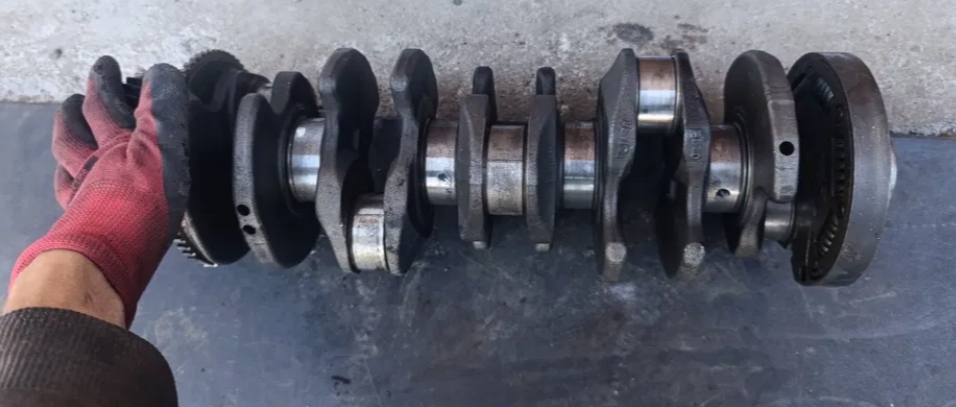 klika MOTORU 2.5 TDI VW T5 AXD AXE BNZ BPC