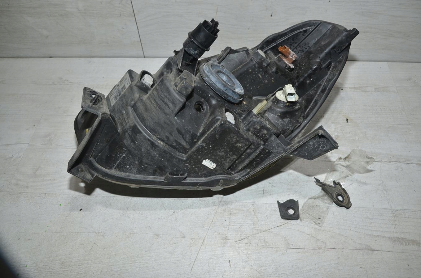 light right front damaged Dacia LODGY
