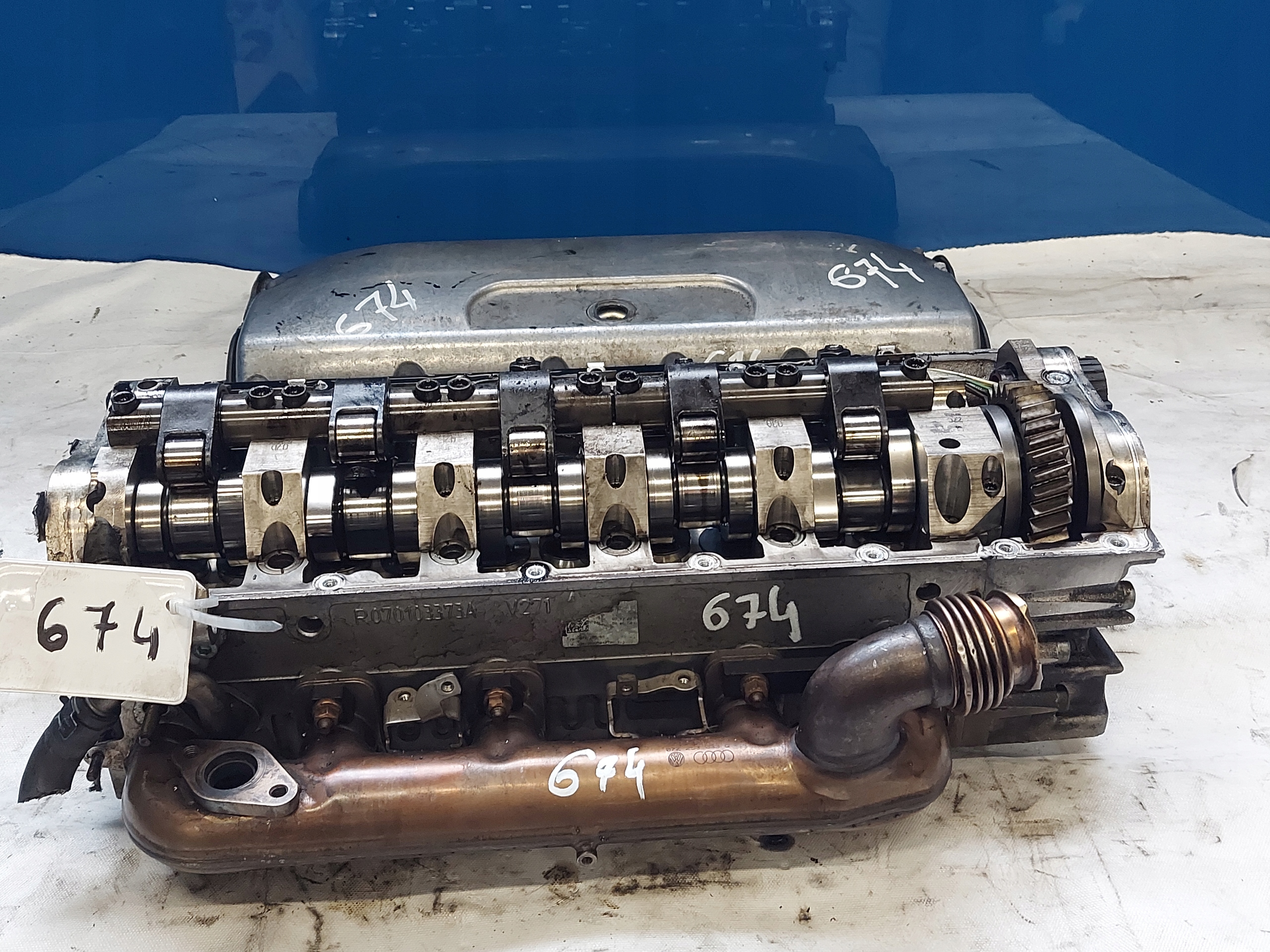 head. VW TOUAREG 5.0 TDI
