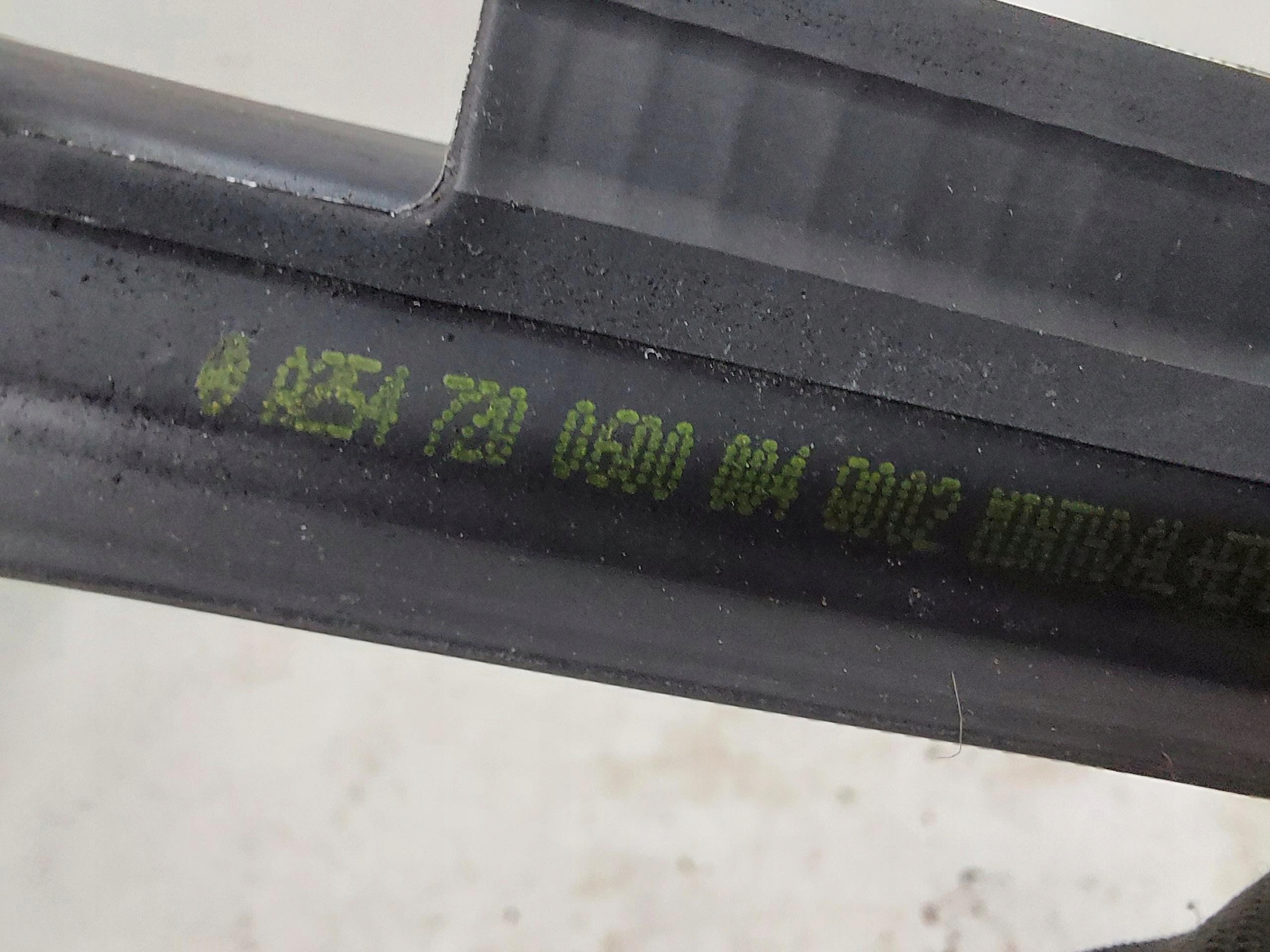 Mercedes W254 GLC 220d moulding dust right A2547200600