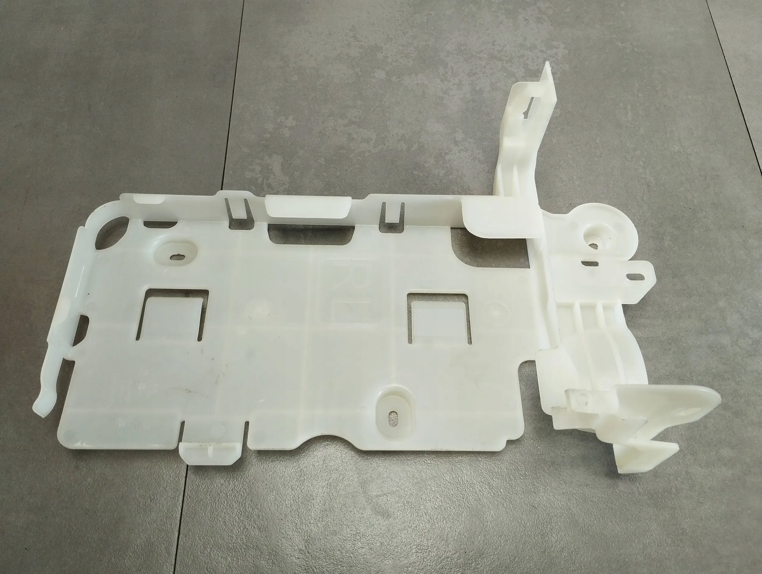 BMW 7 G11 bracket BDC 9331164