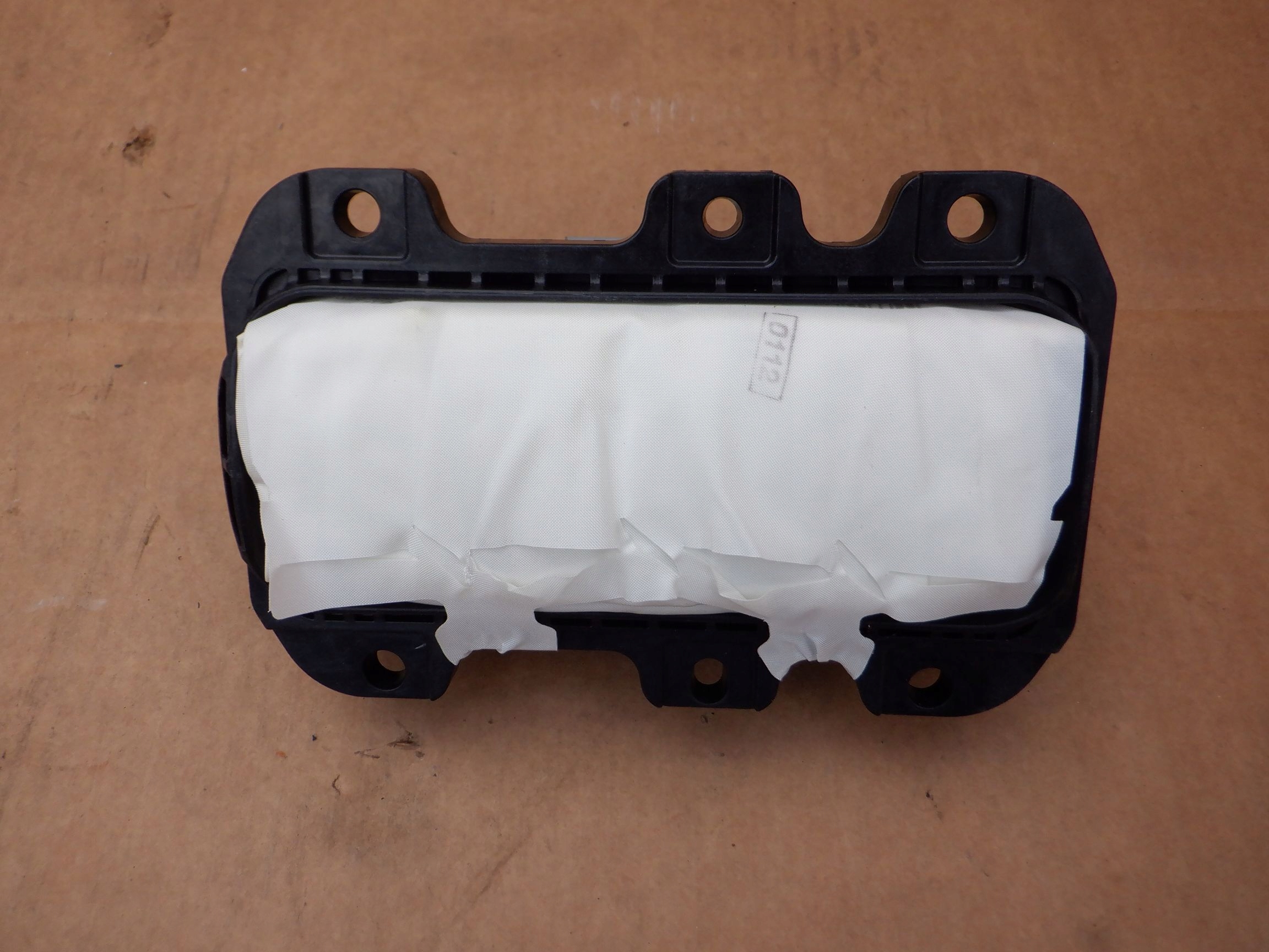 DT11-17044A74-AA - Подушка безопасности пассажира FORD CONNECT MK2