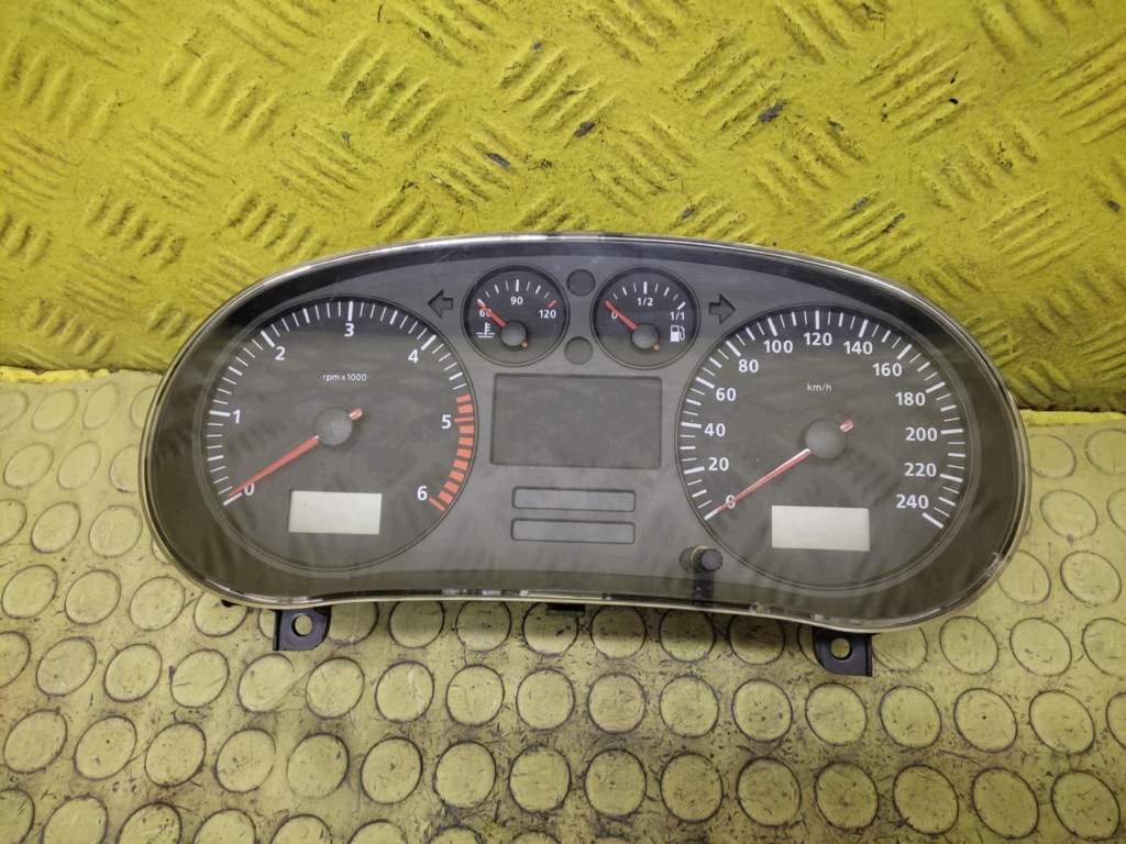 SEAT TOLEDO II dials 1M0920801B