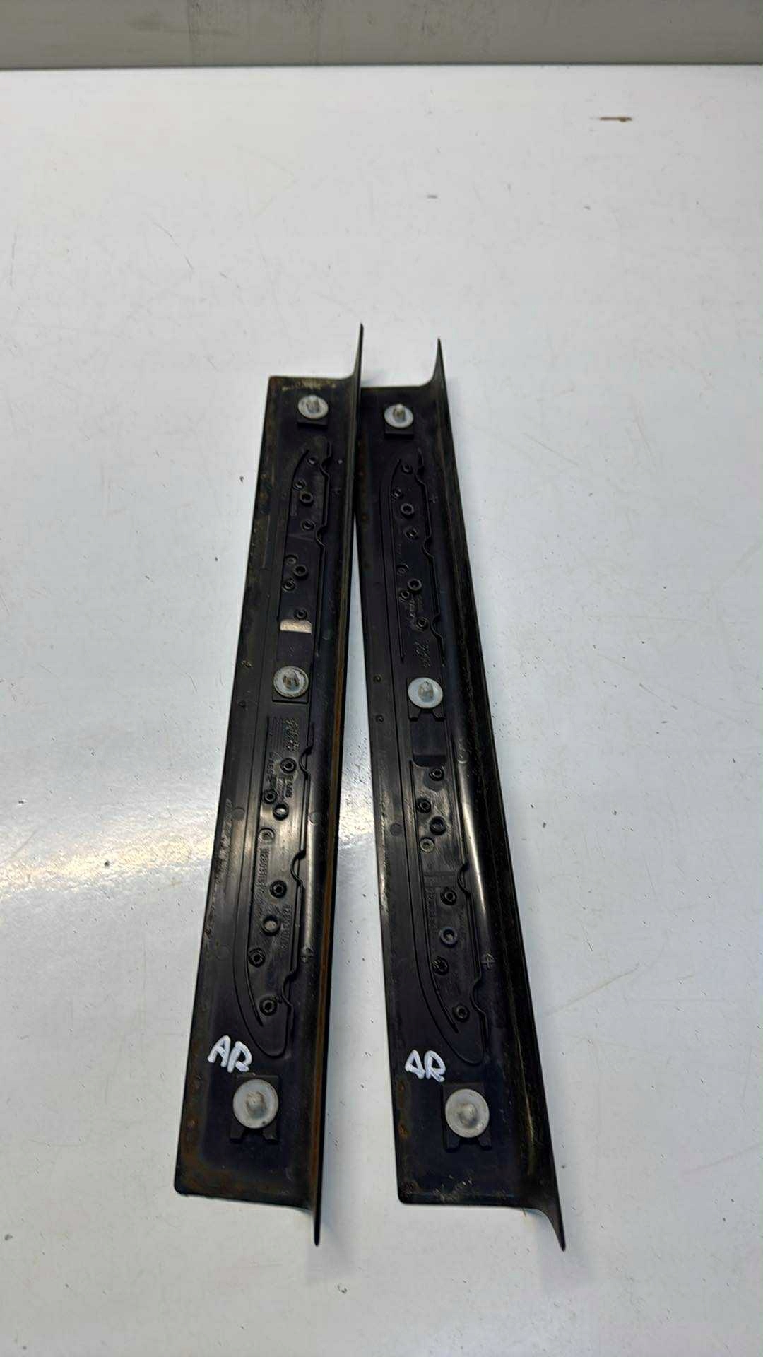 mouldings threshold SAAB 9-3 II 93 oe Vector / ARC 02-11r. left right komplet