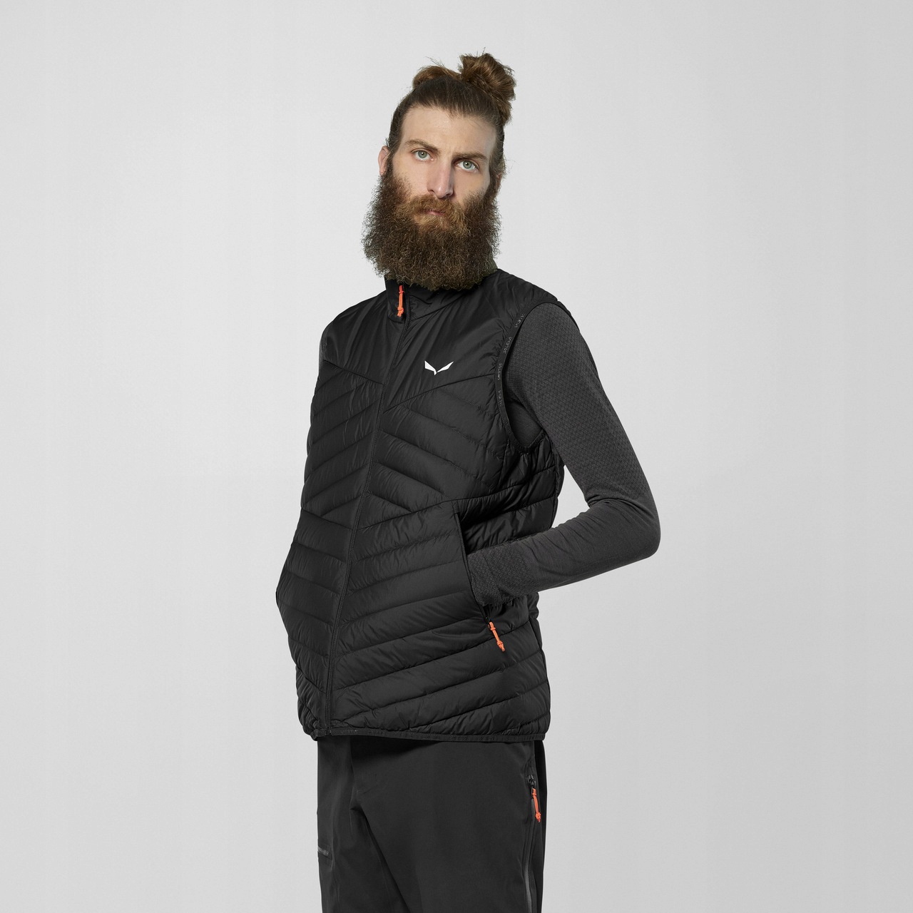 Salewa Pánská péřová vesta Brenta Down 0910 Black Out L