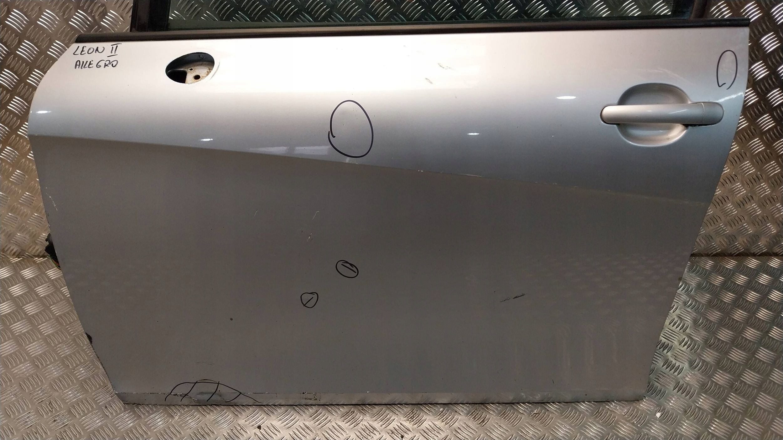 door front left SEAT LEON II 05