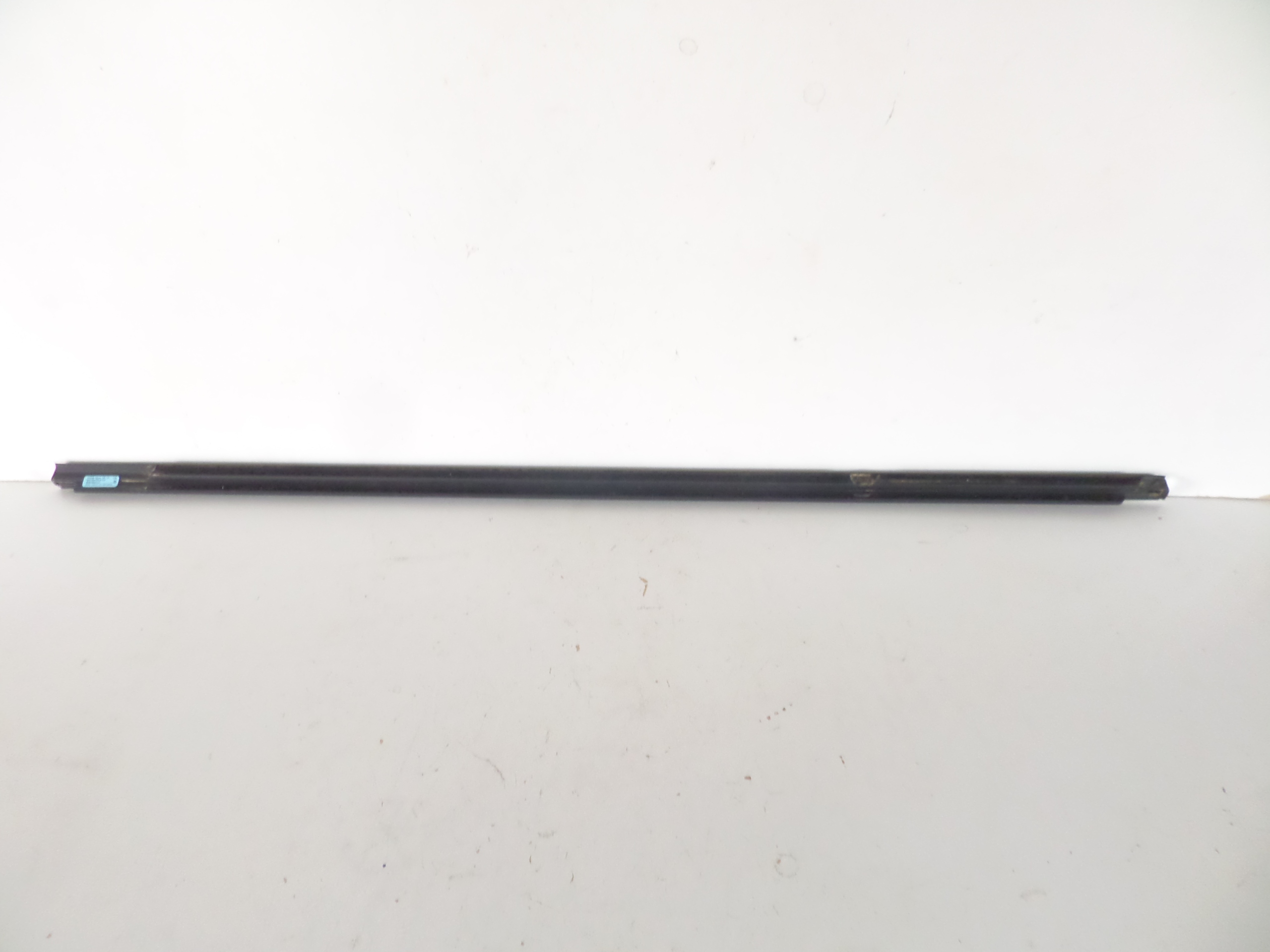 moulding dust rear right VW TIGUAN II 16