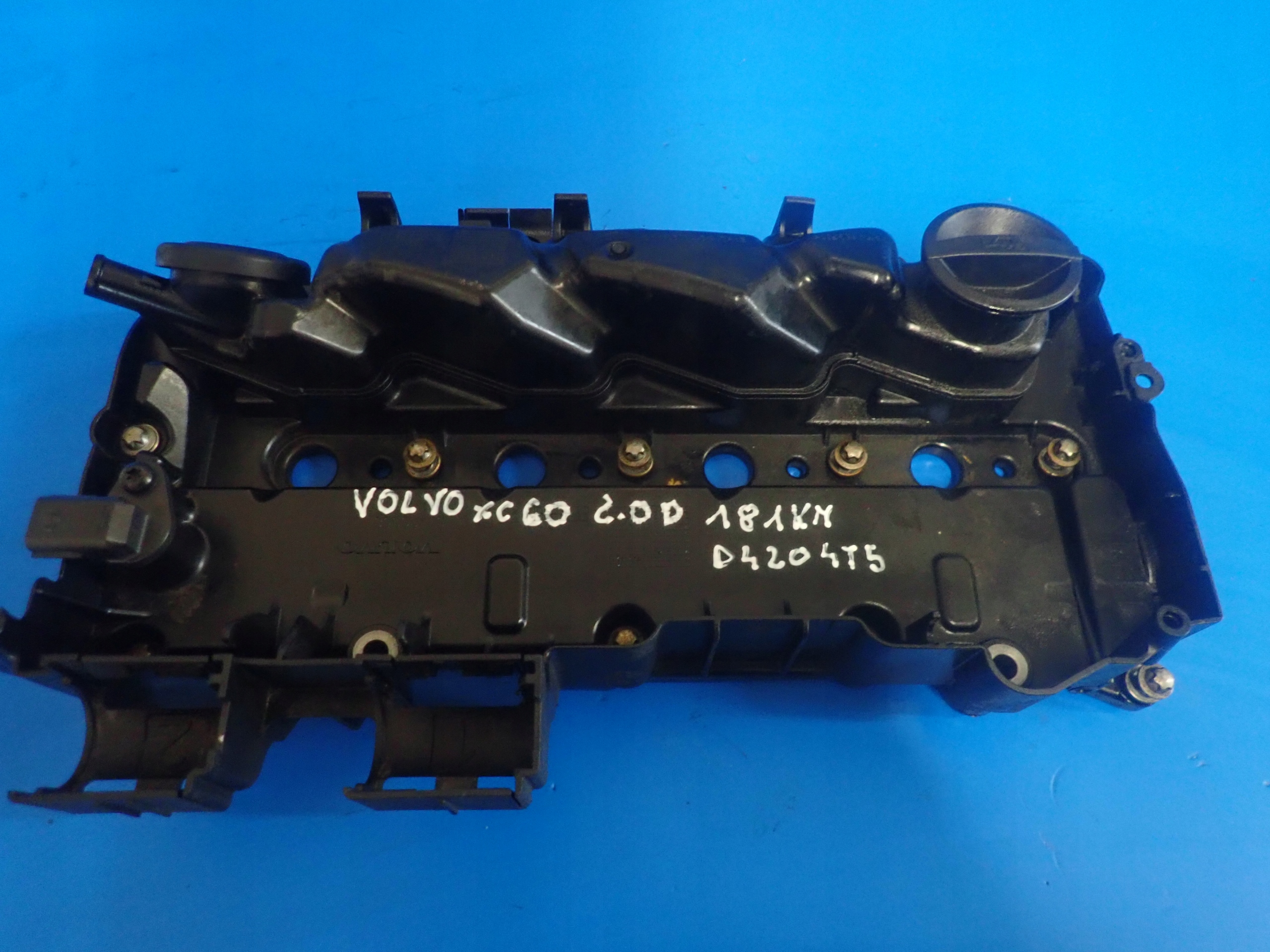 POKRYWA ZAWORÓW VOLVO XC60 2.0 D 181KM D4204T5