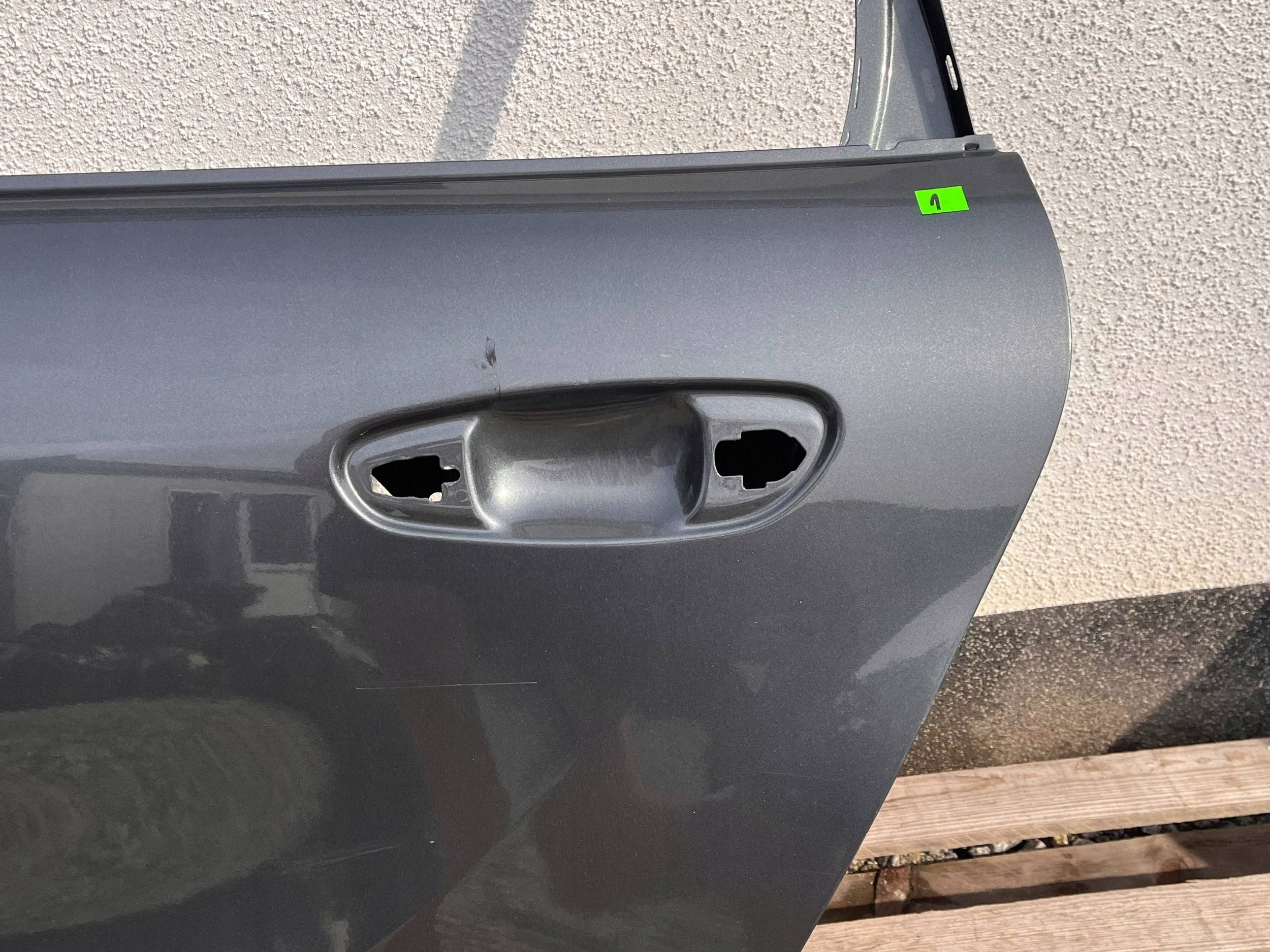 door rear. left side CITROEN C4 II PICASSO 786180B02 @M